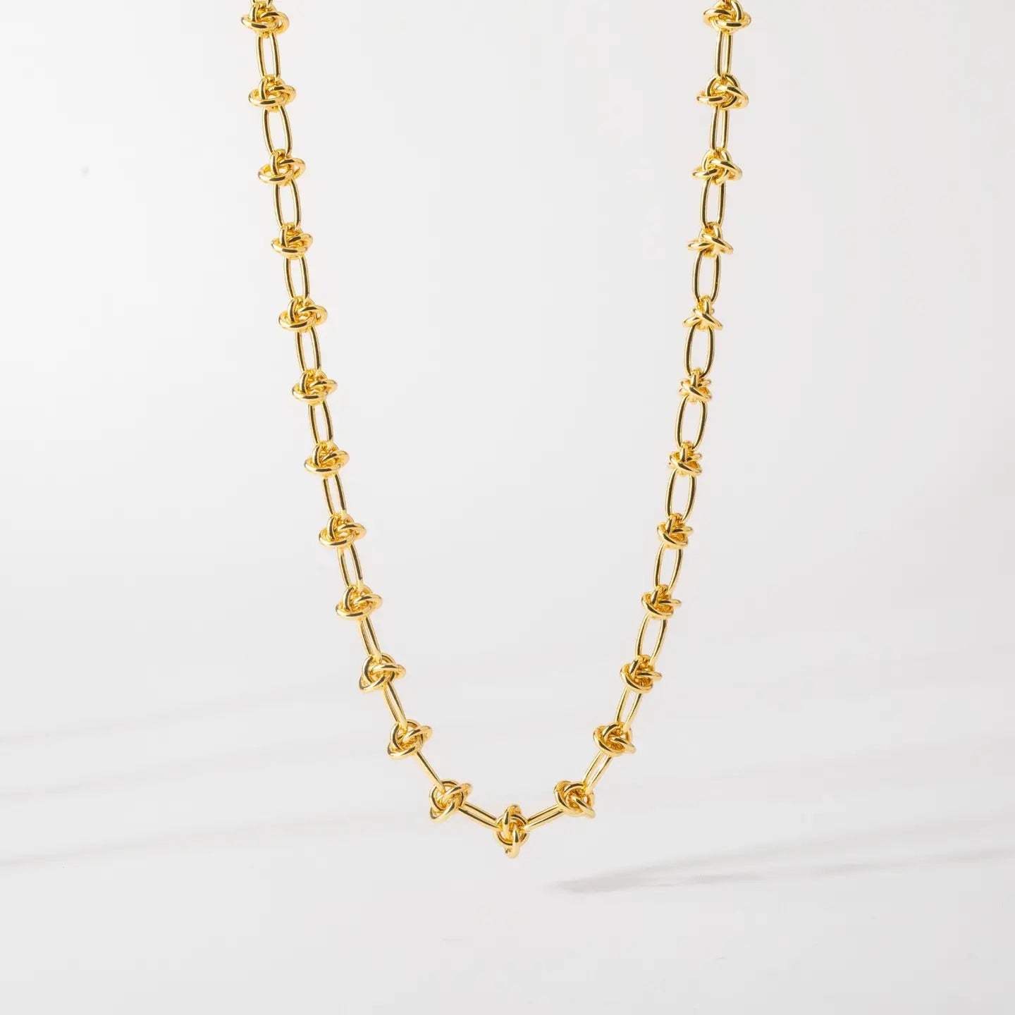 The Gold Knot Chain Necklace