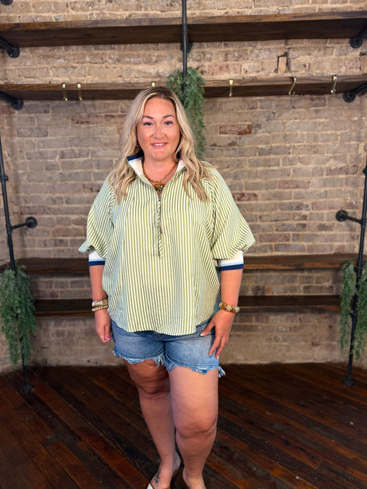 PLUS SIZE | Super Refined Collard Top