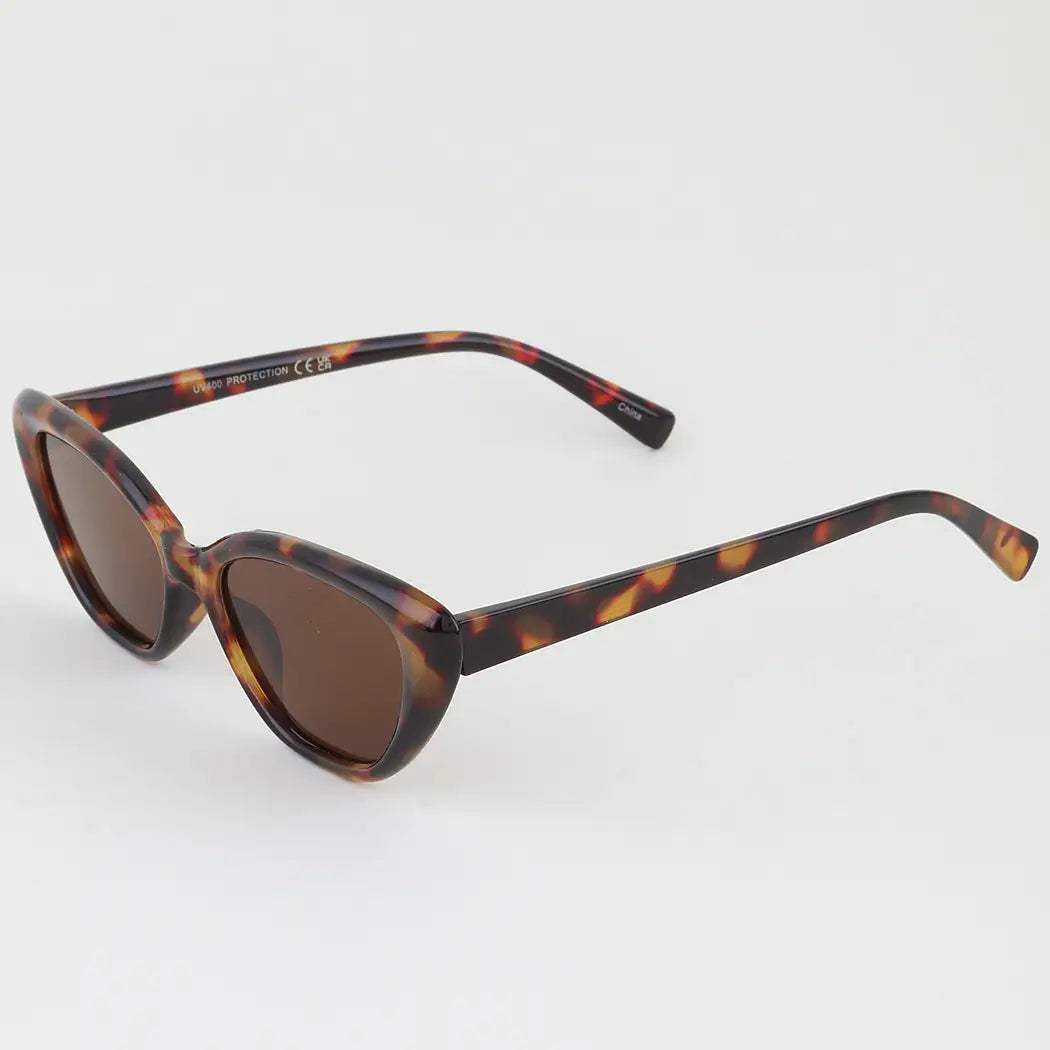 Modern Chic Cateye Sunglasses