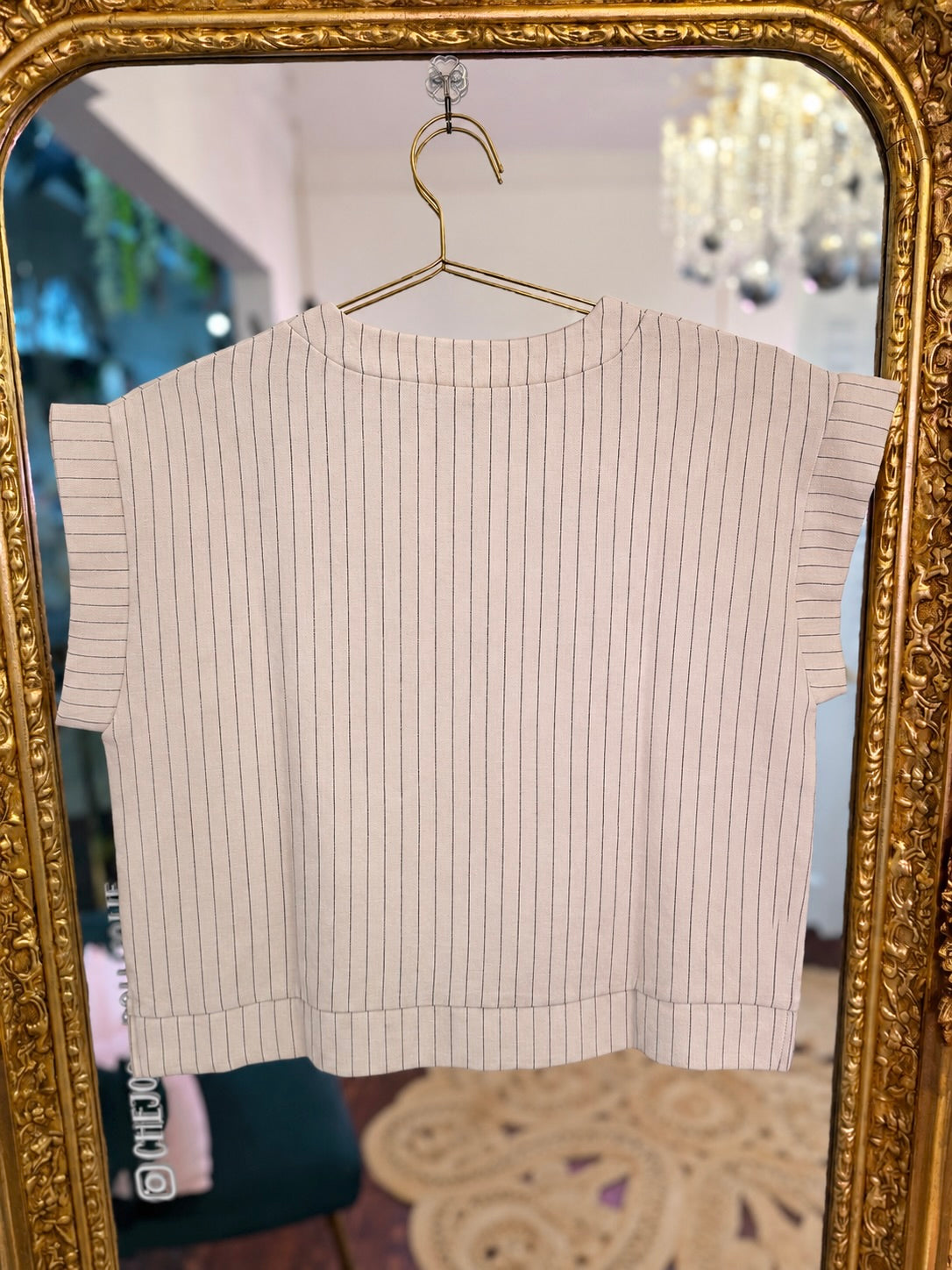 Dropped Shoulder V-Neck Stripe Top