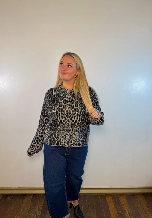 Easy Fit Leopard Jacquard Jacket