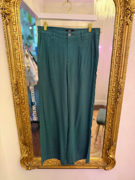Meg High Rise Straight Wide Leg Pleated Pants | Kut from the Kloth | PLUS SIZE AVAILABLE