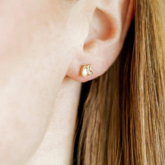 Maren Gold Screwback Stud Earrings