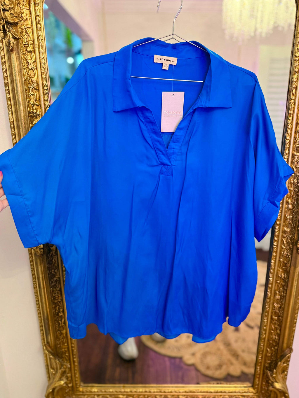 PLUS SIZE | Airflow V-Neck Top