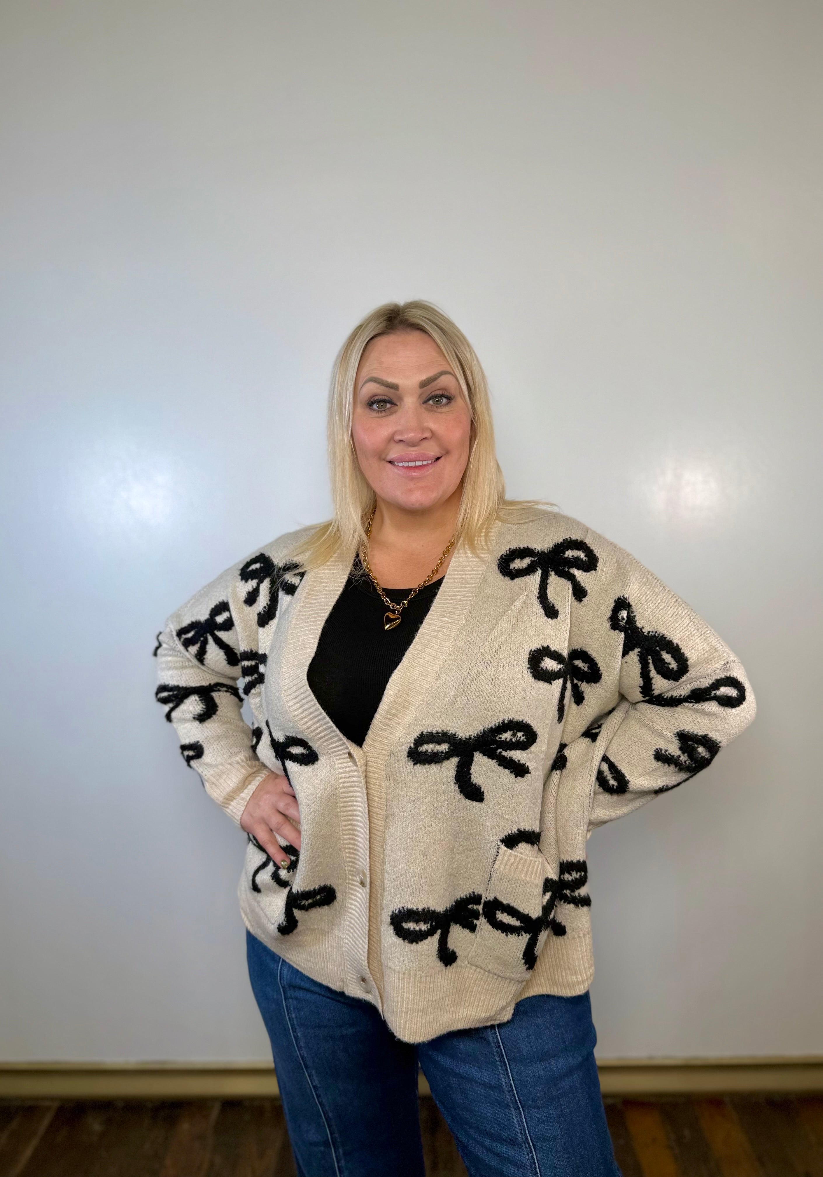 Mid Rise Wide Leg Front Seam Detail Jeans | Risen Jeans | PLUS SIZE AVAILABLE