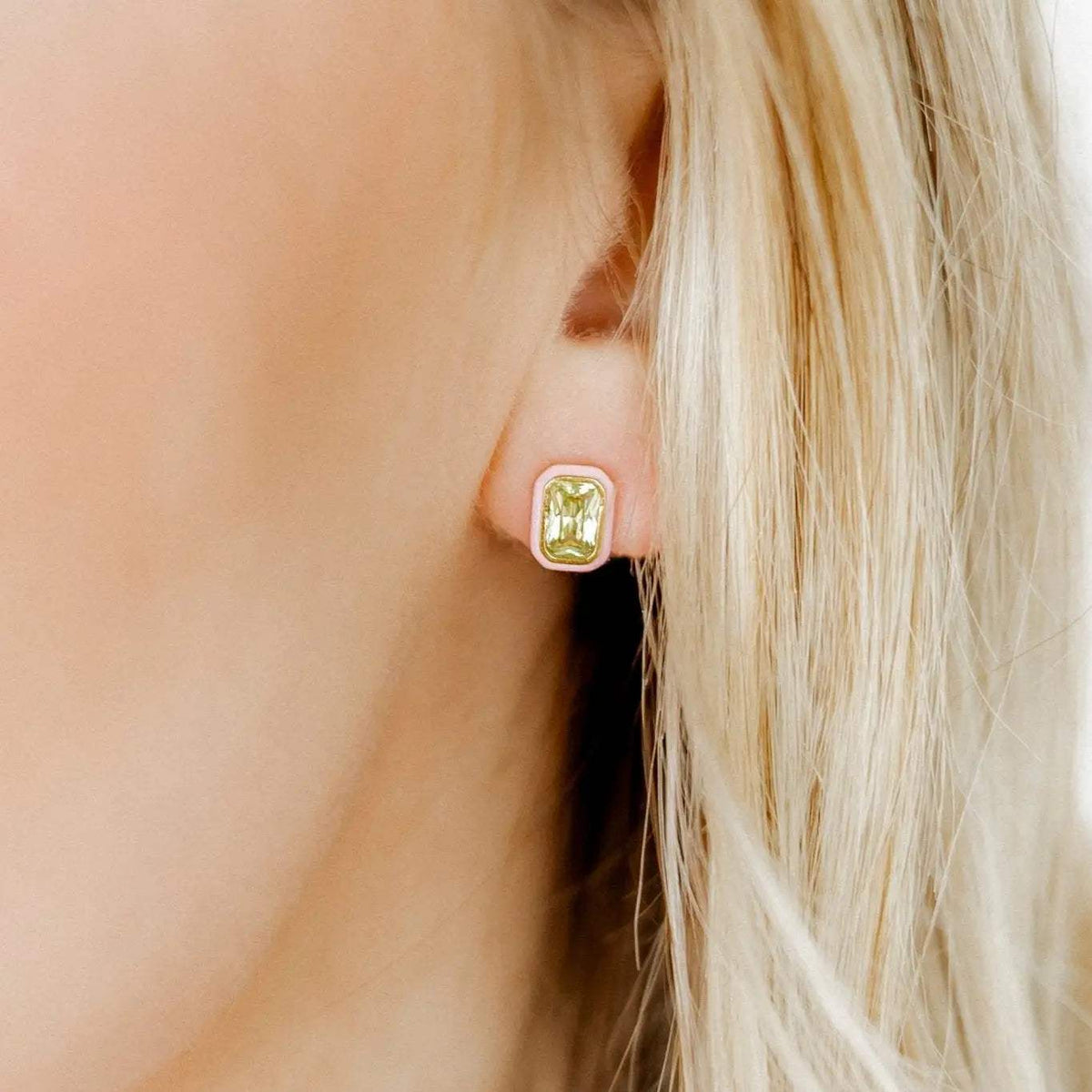 Whitney Screwback Stud Earrings