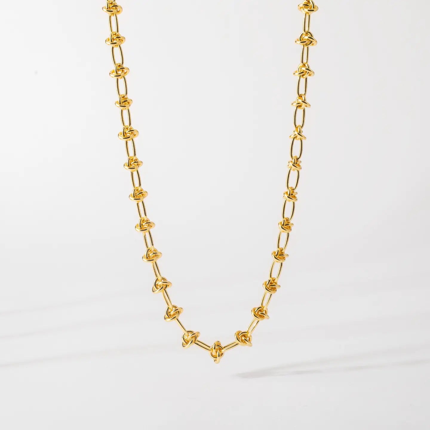 The Gold Knot Chain Necklace