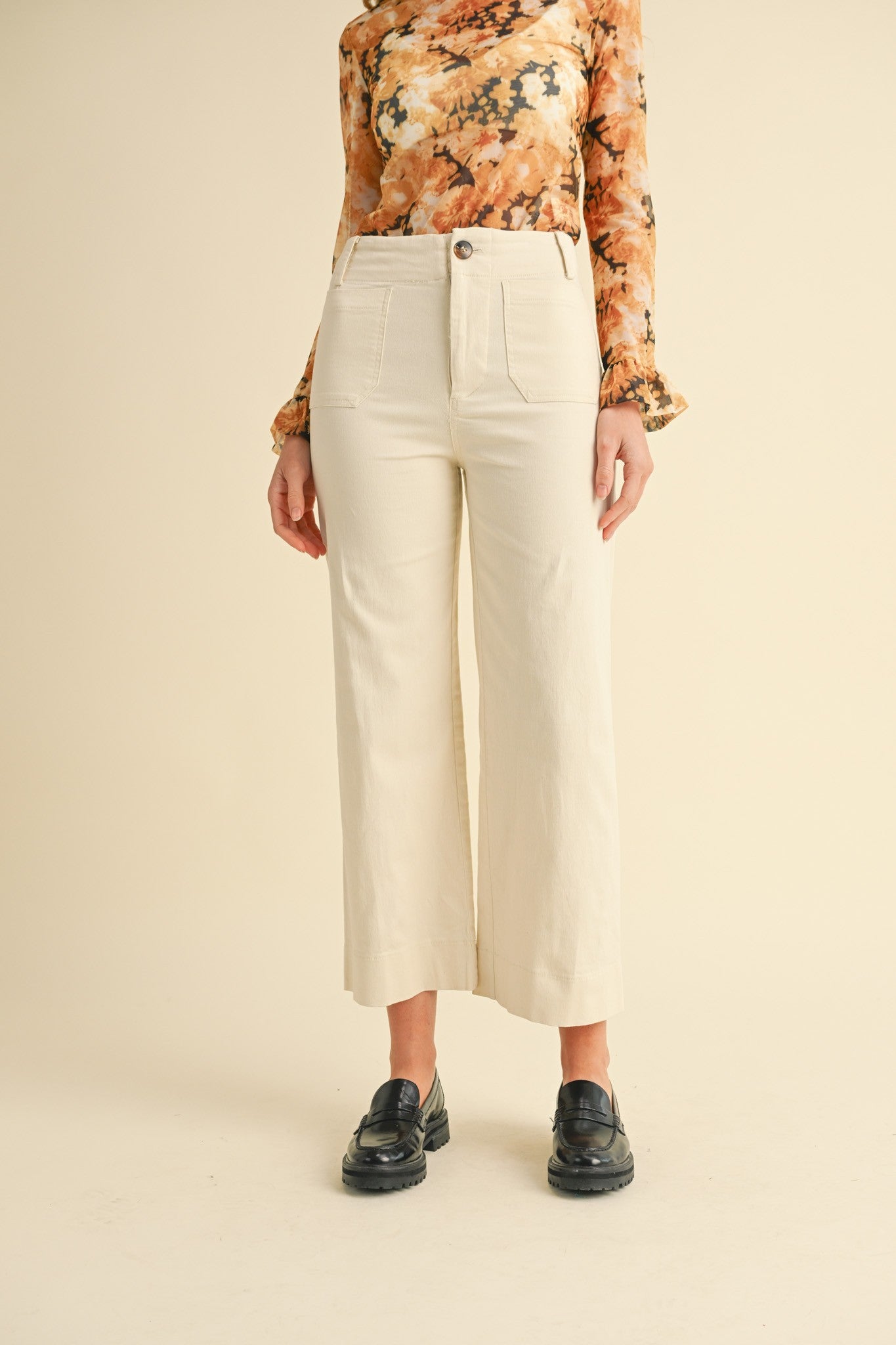 Kick Back Patch Pocket Wide Leg Pants