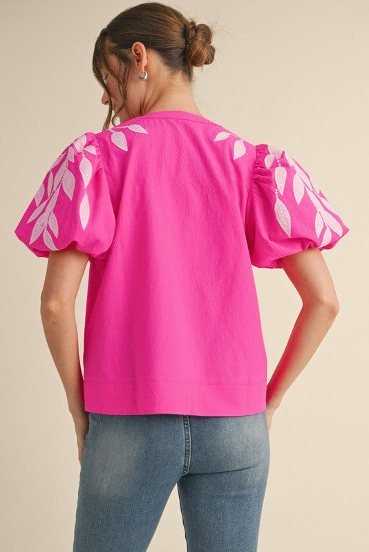 PLUS SIZE | Leaf Embroidered Puff Sleeve Top