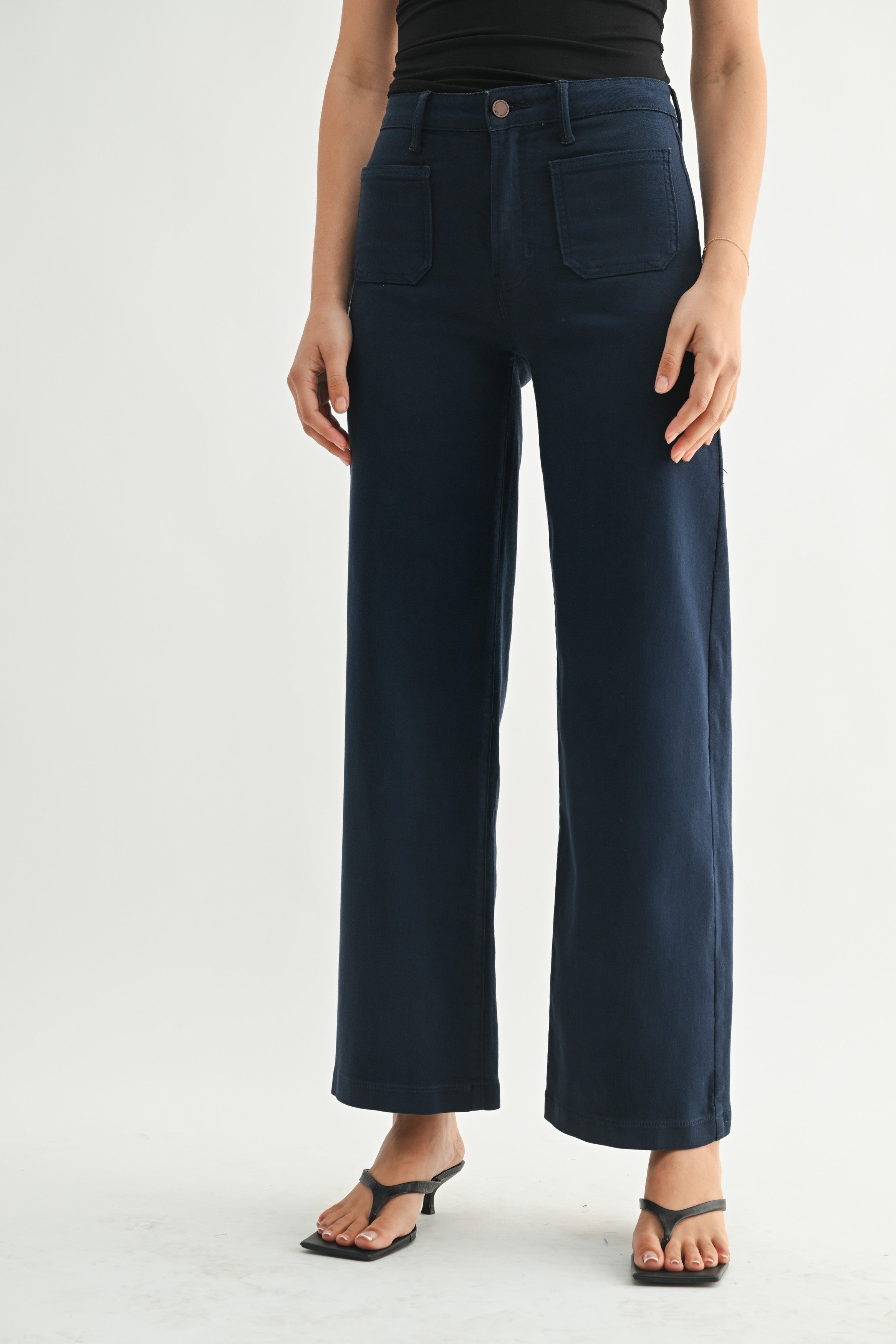 Driftcut Mini Patch Pocket Wide Leg Jeans