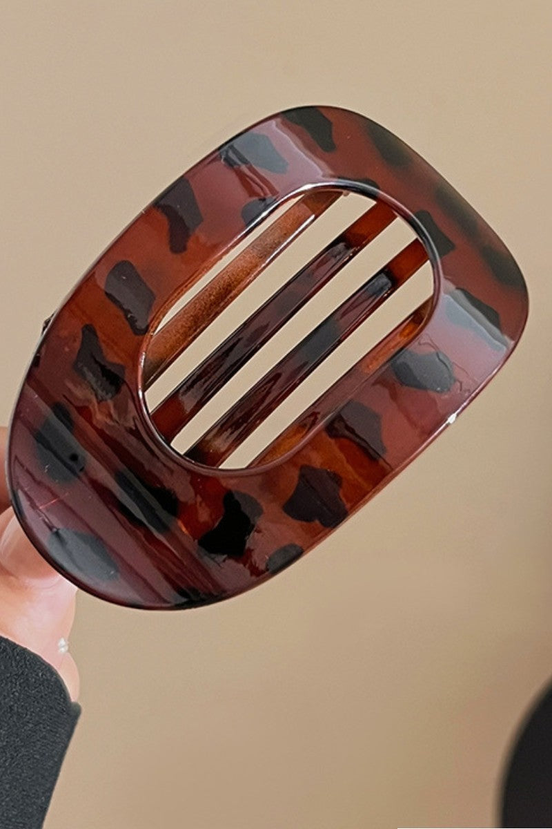 The Perfect Flat Oval Hair Clip