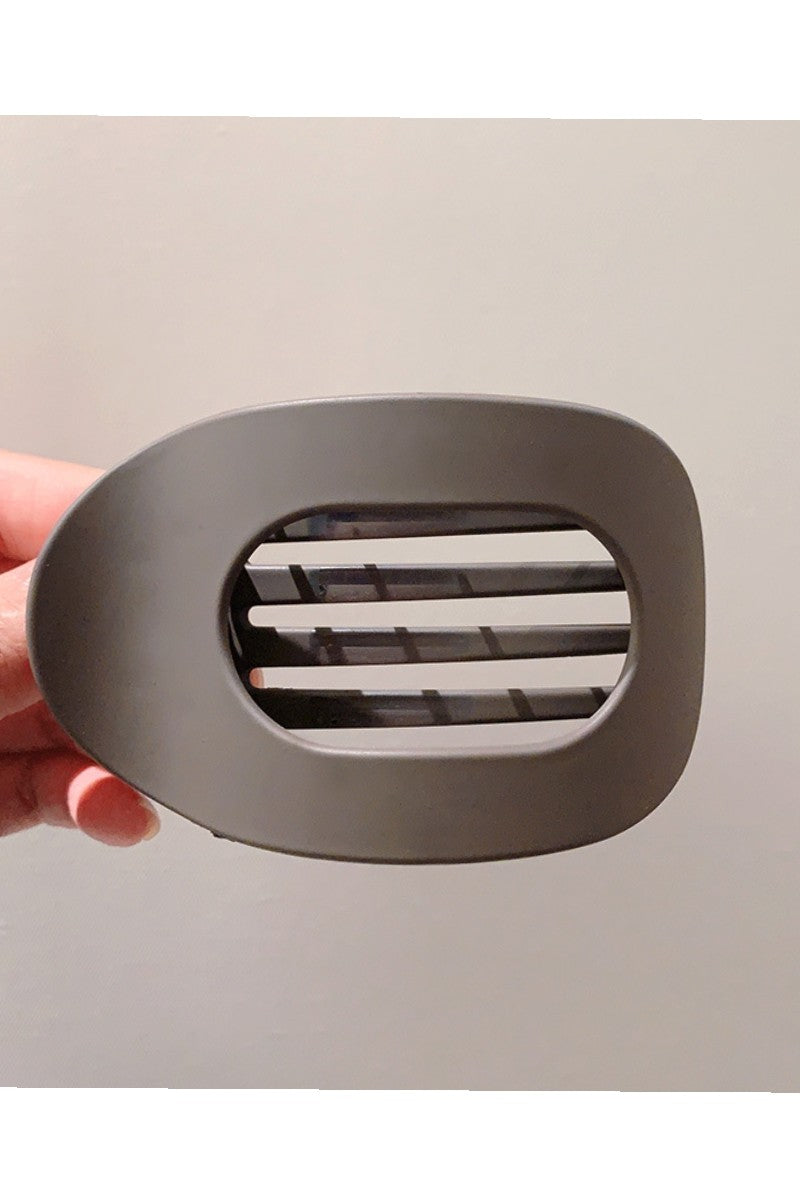 The Perfect Flat Oval Hair Clip