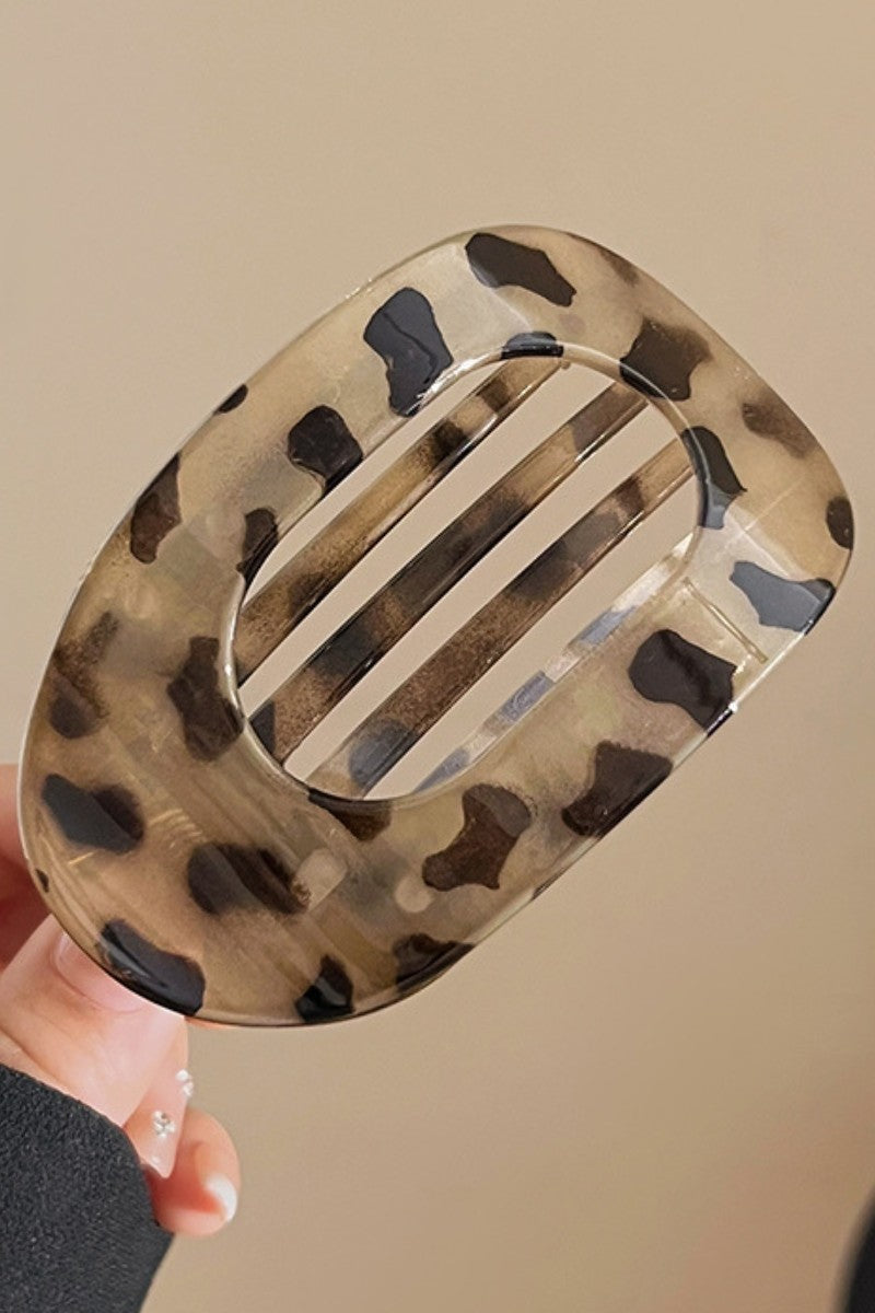 The Perfect Flat Oval Hair Clip