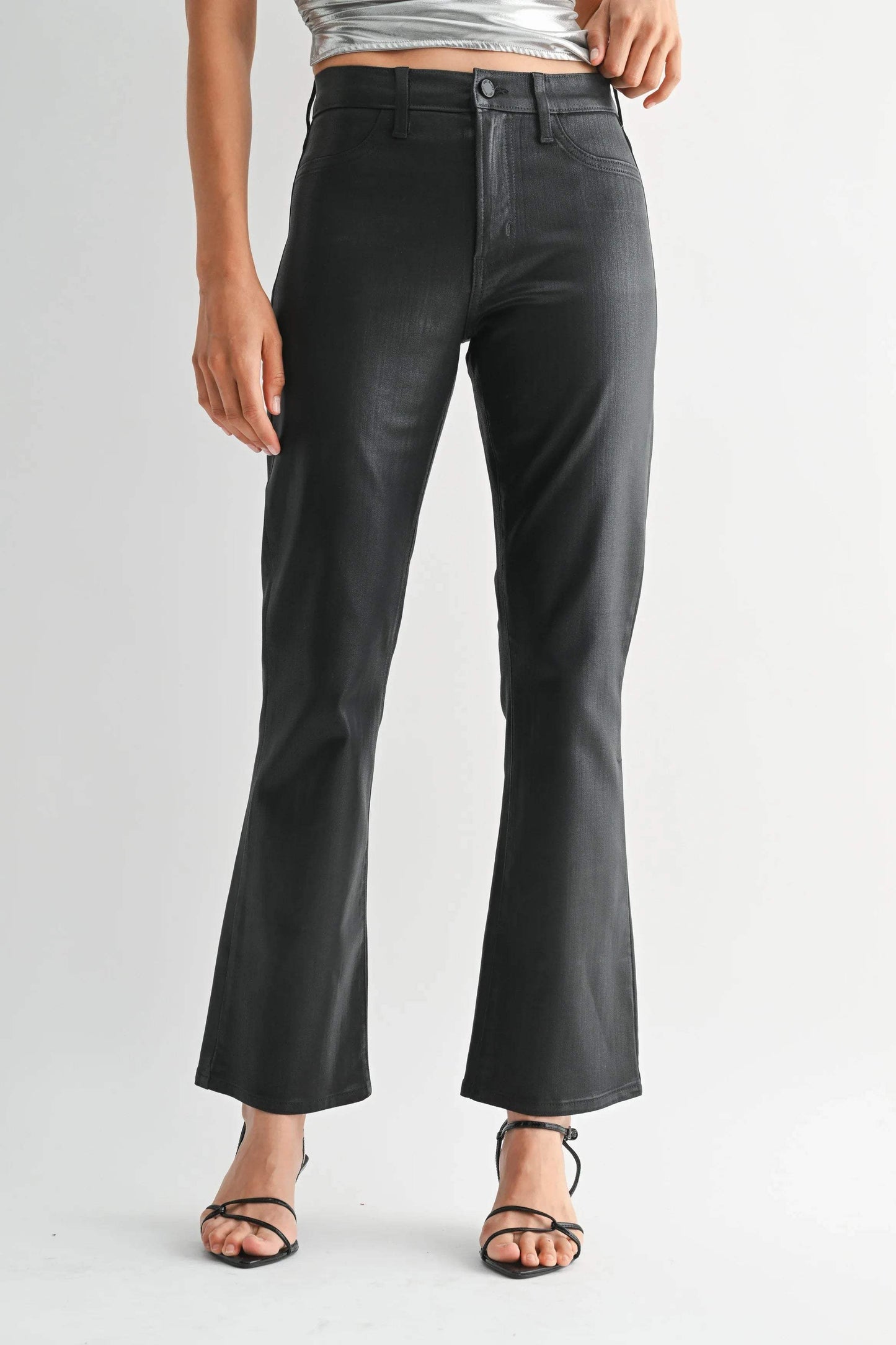 Stand Out Slim Cropped Bootcut Jean