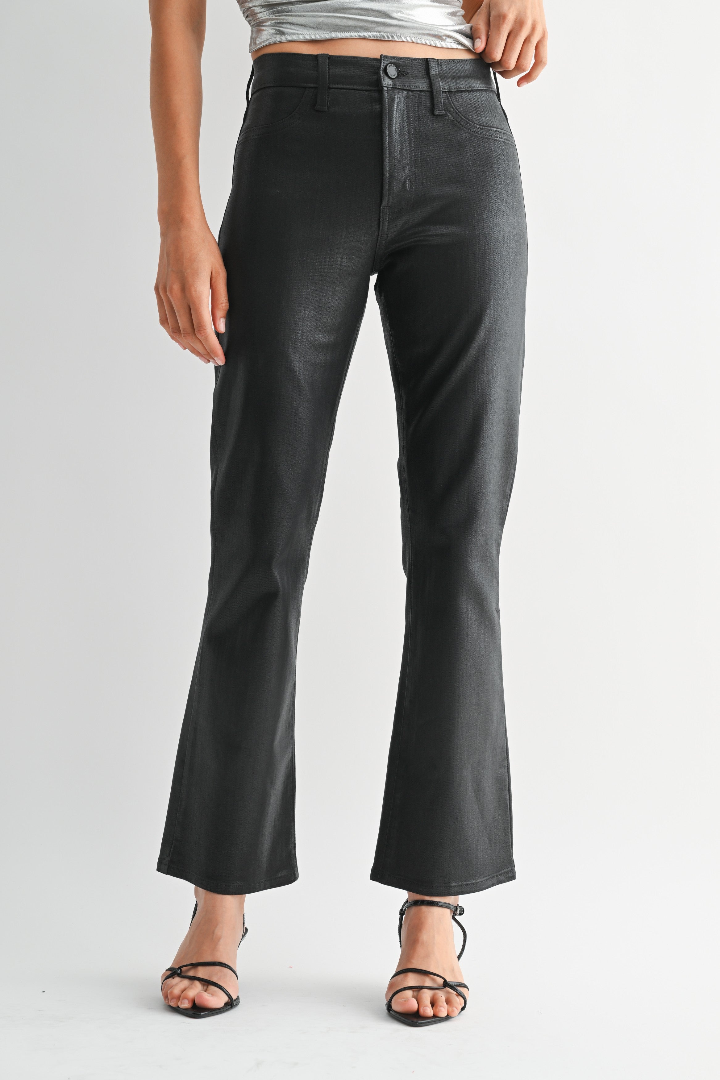 Stand Out Slim Cropped Bootcut Jean