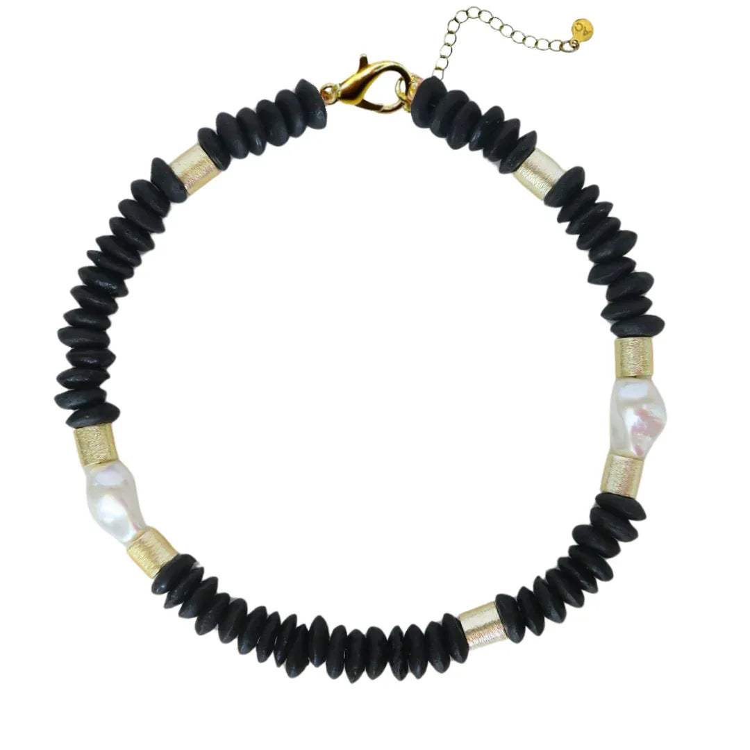 Capri Pearl Collar