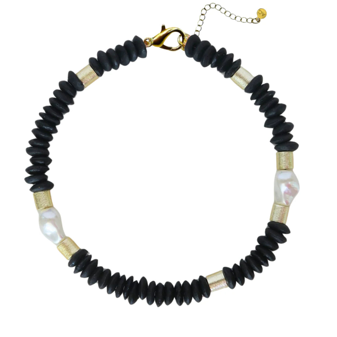 Capri Pearl Collar
