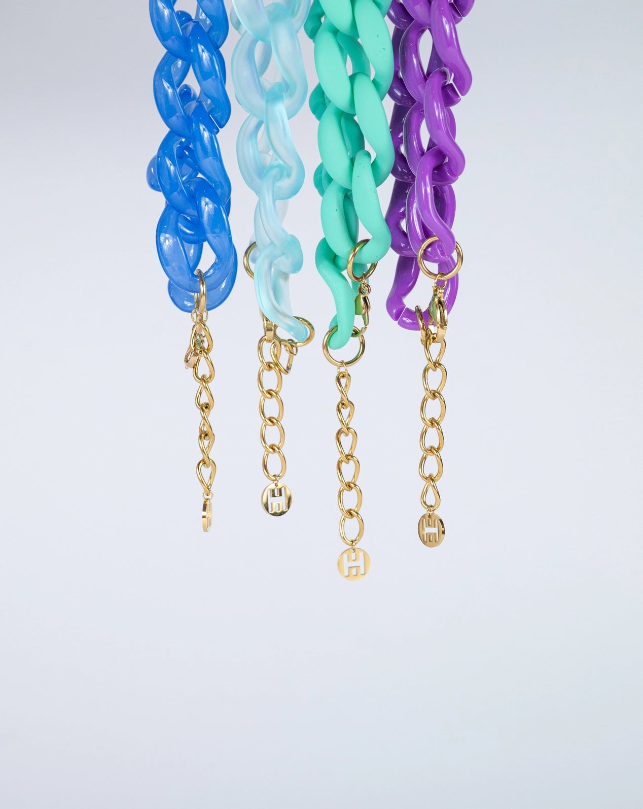 Light Weight Acrylic Chain Link Necklace