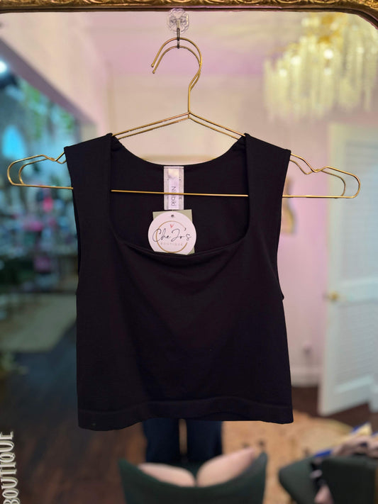 Kourtney Clean Line Square Neck Tank Top - O/S