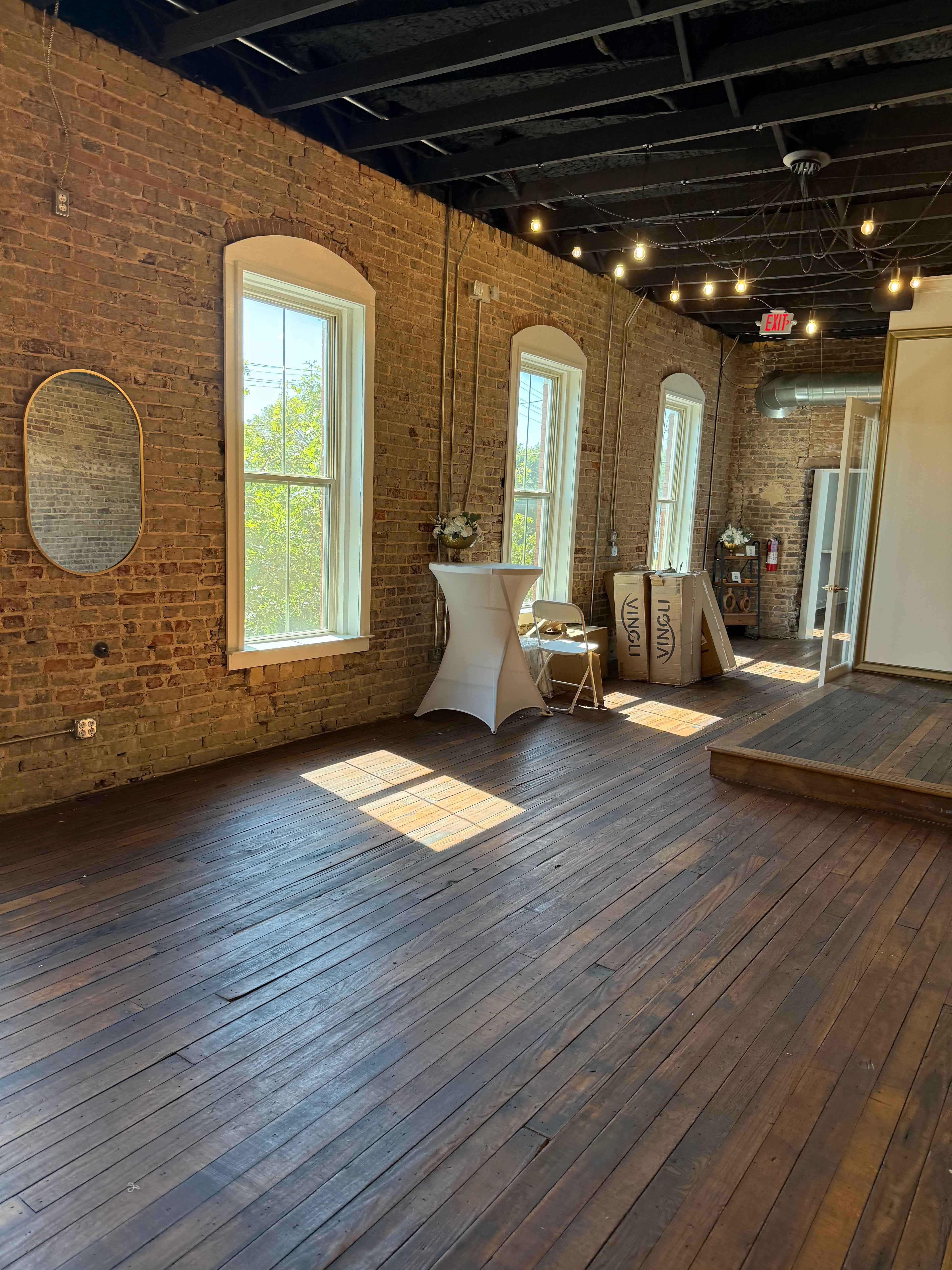 Private Studio Rental | Hourly Weekend