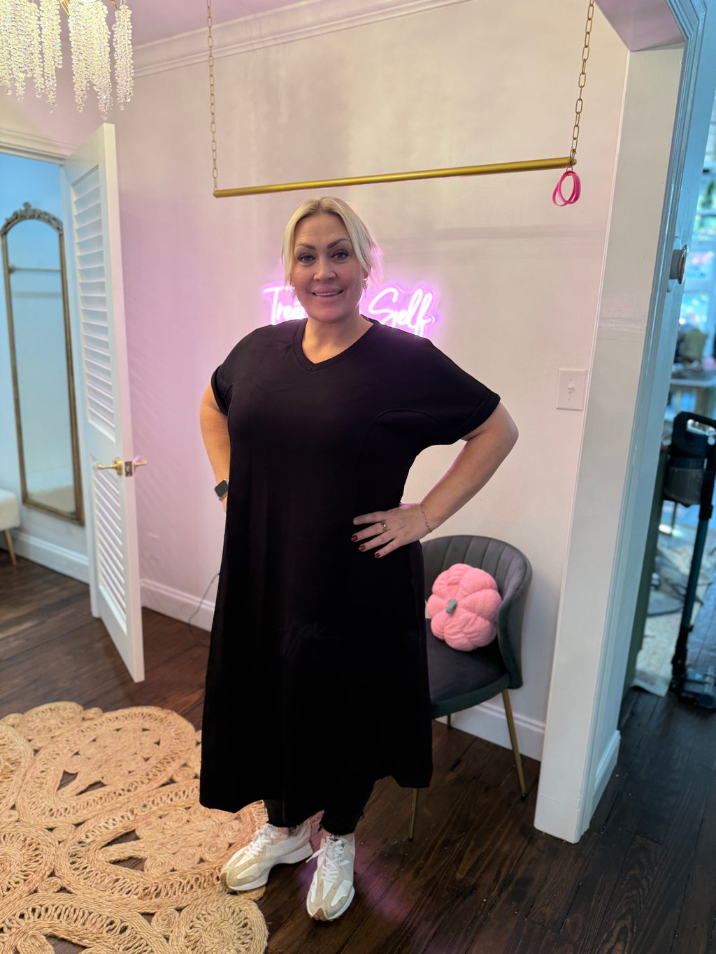 PLUS SIZE | Samira Scuba Short Sleeve Midi Dress