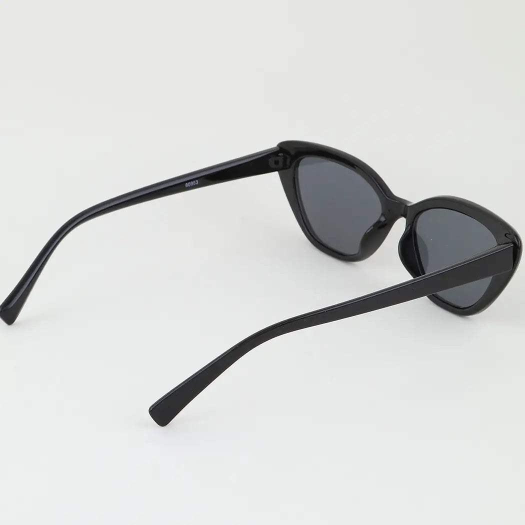 Modern Chic Cateye Sunglasses