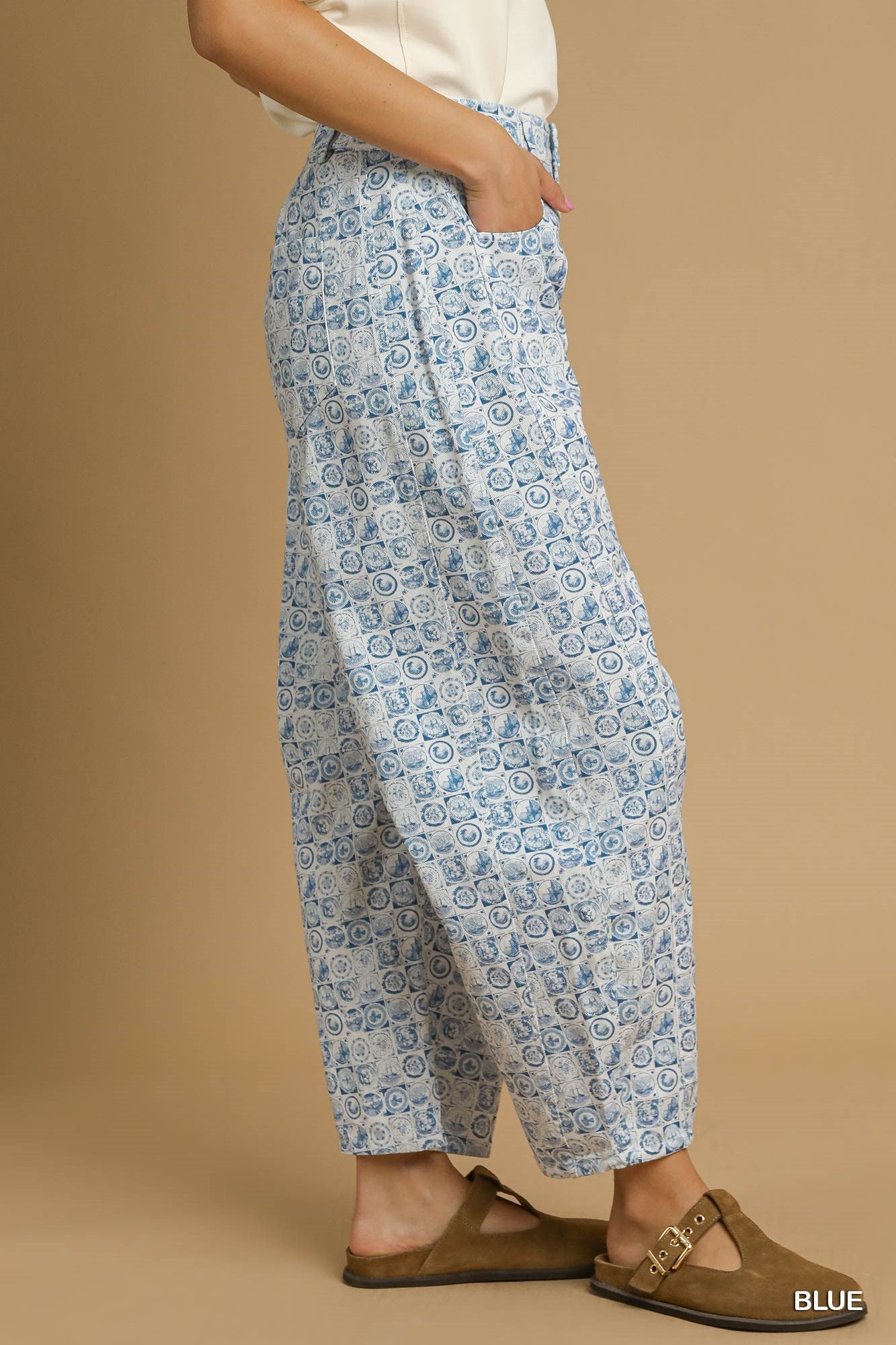 Coin Stamp Print Barrel Jeans