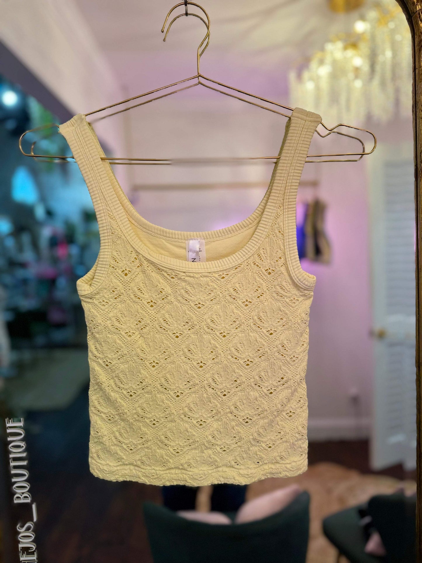 Blakeley Floral Textured Lace Tank - O/S