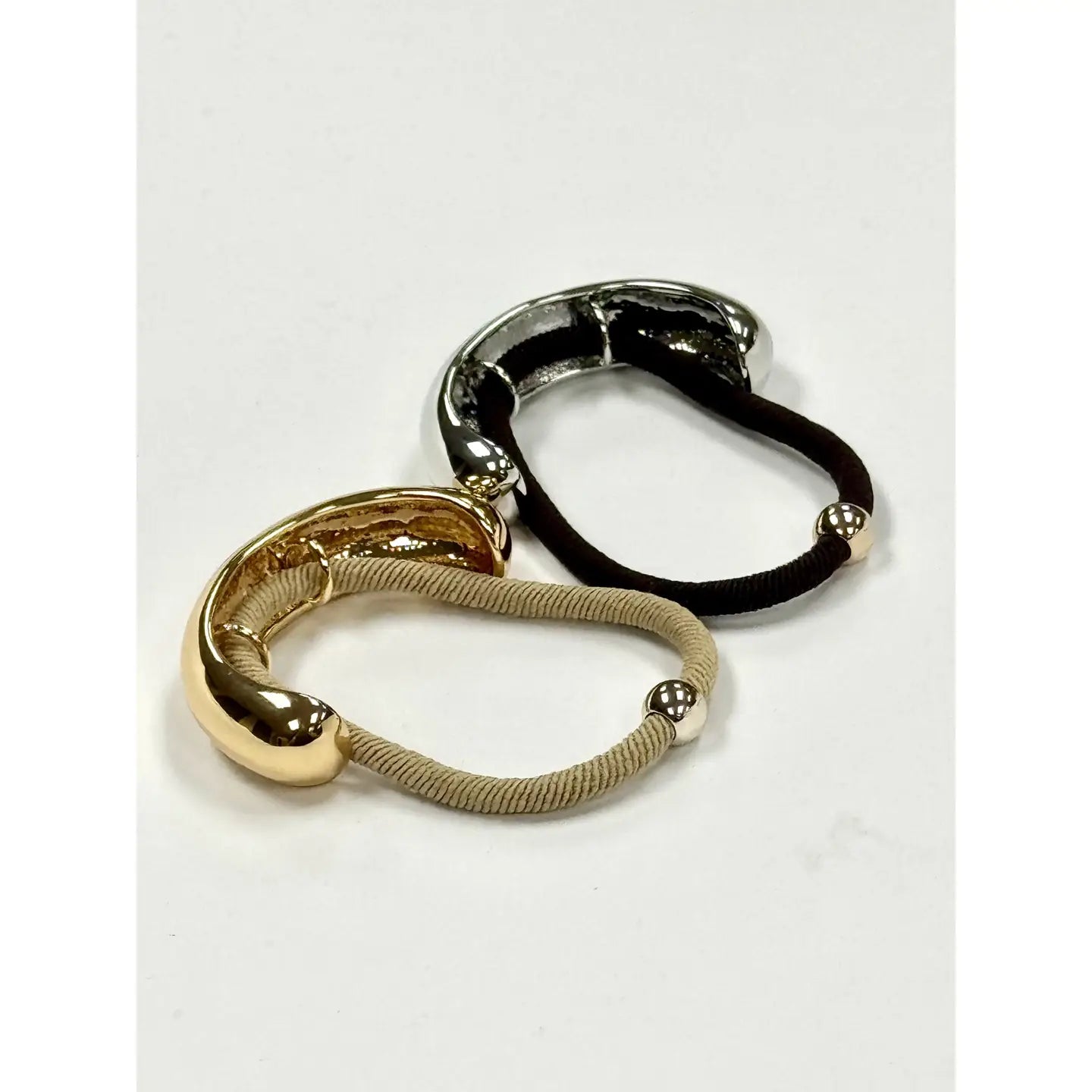 Leah Single Metal Bar Pony Holder