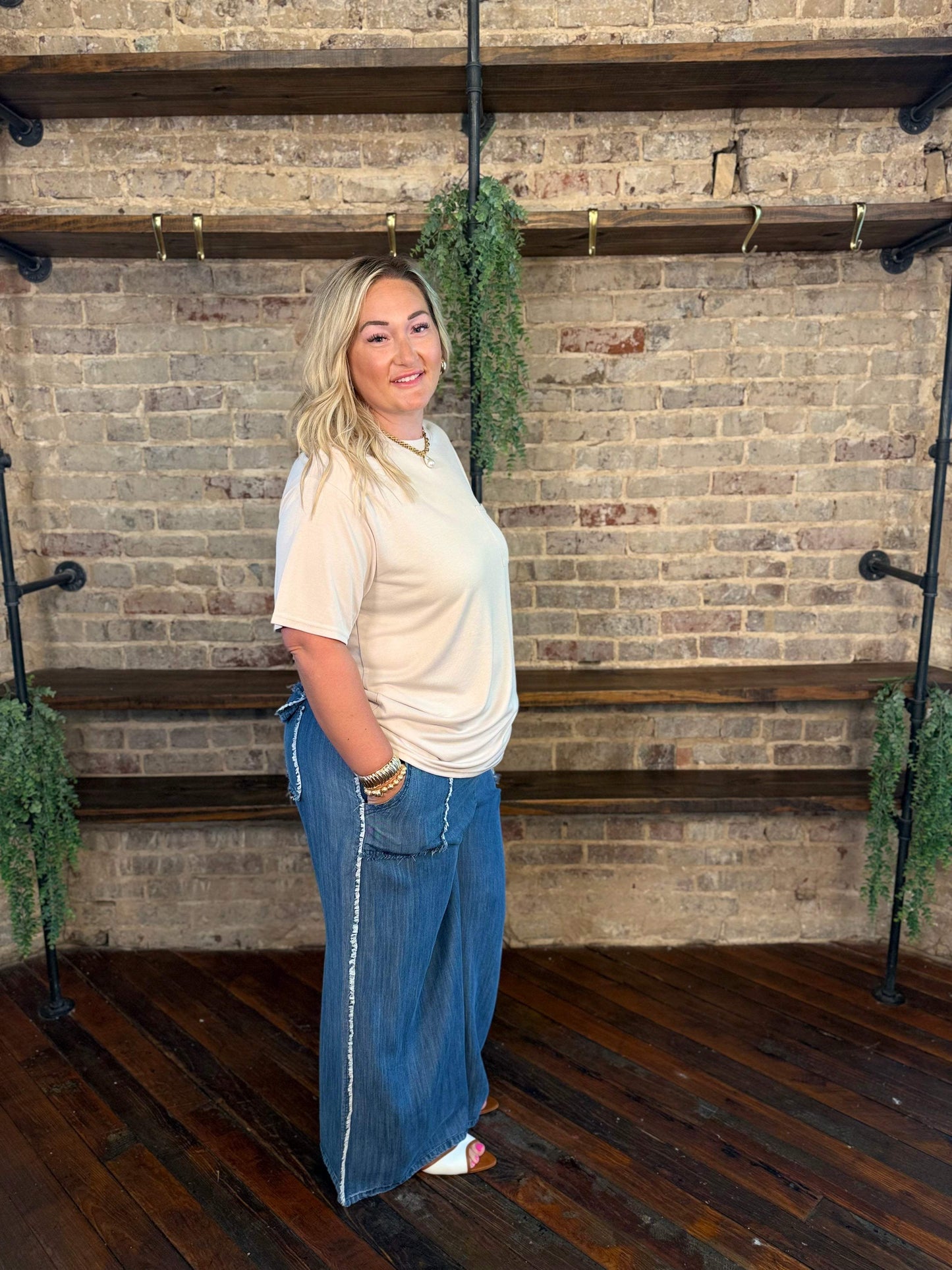 PLUS SIZE | CJ's Basic Tee
