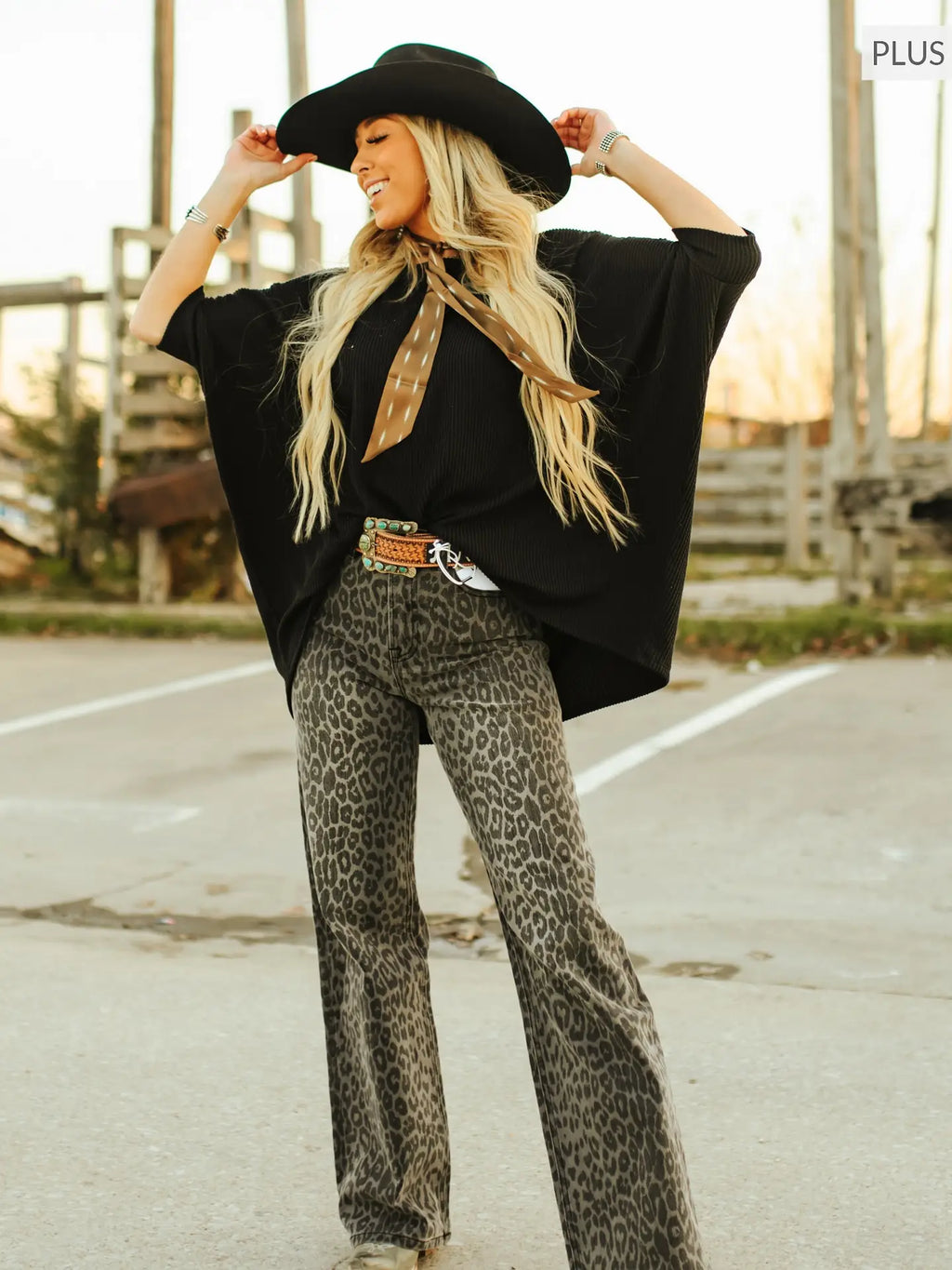 PLUS SIZE | Daphne Oversized Relaxed Top