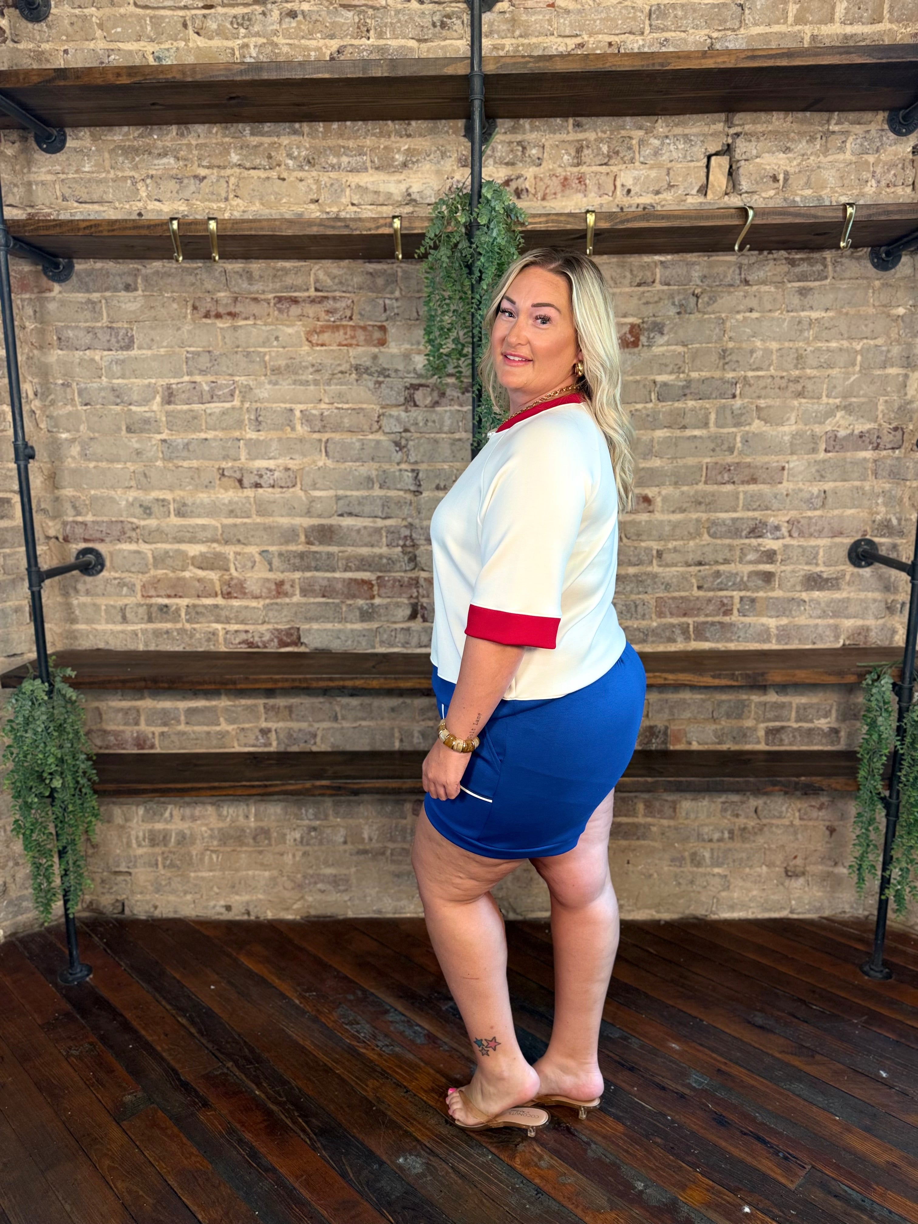PLUS SIZE | Effortless Elegance Lounge Top