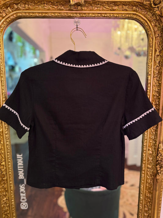 Marisol Embroidered Short Sleeve Button Front Top | Kut from the Kloth