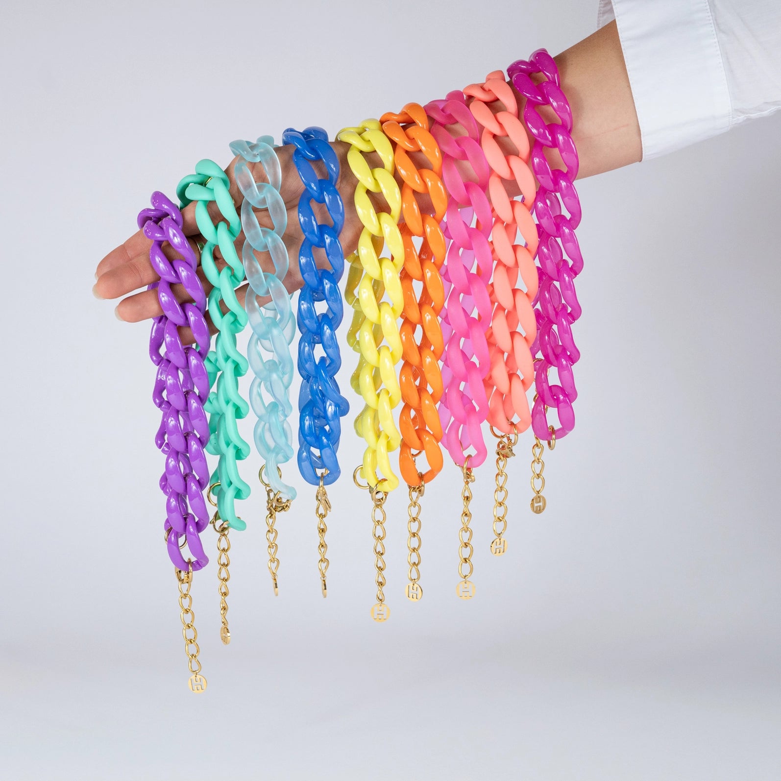 Light Weight Acrylic Chain Link Necklace