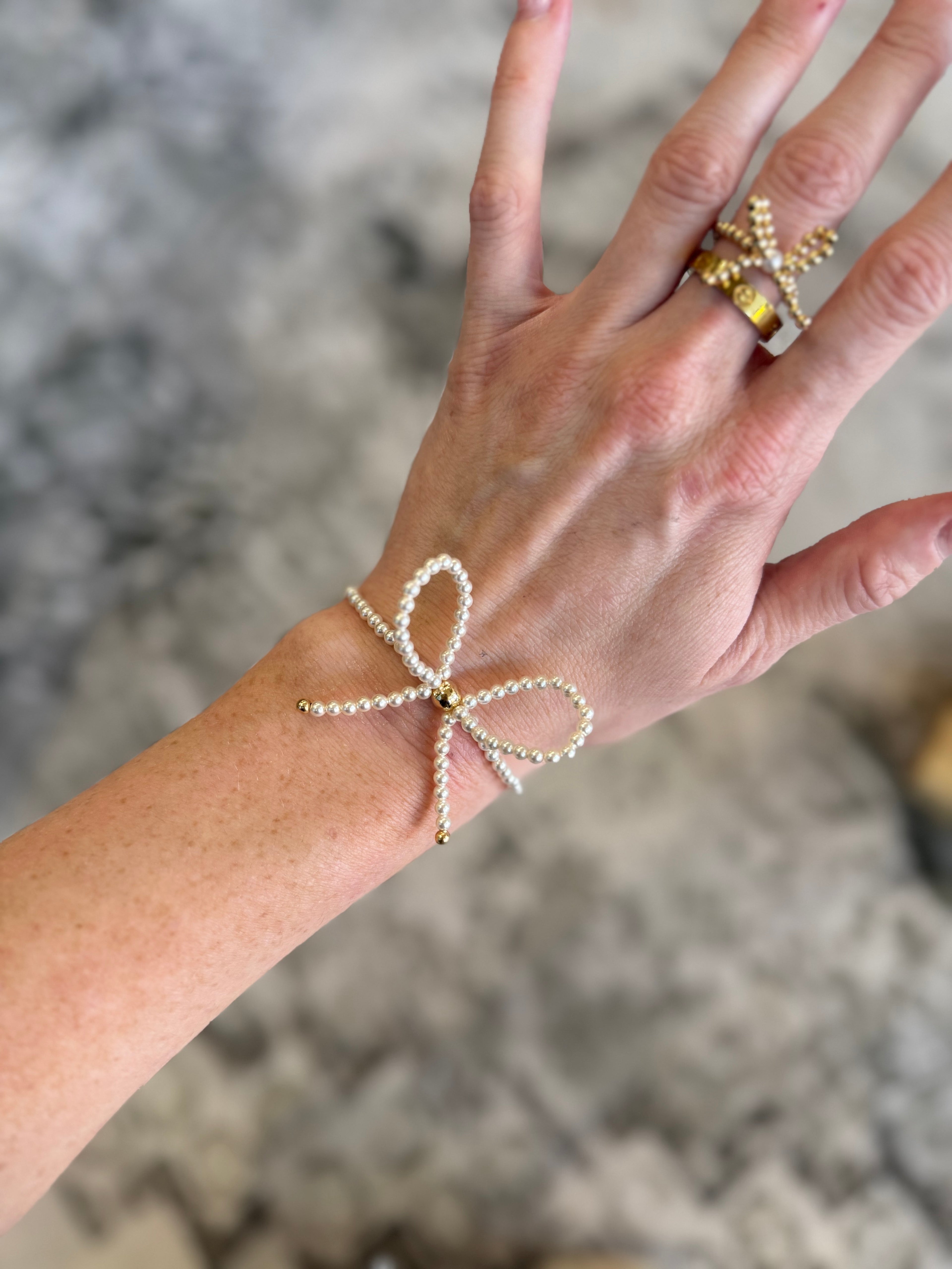 Waterproof Beaded Bow Bracelet