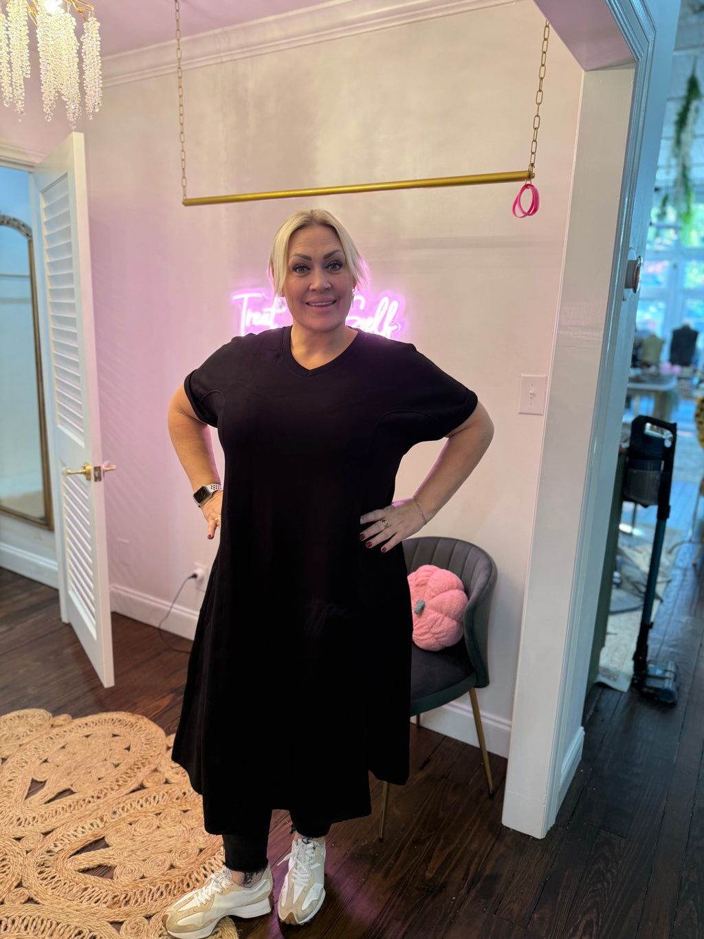 PLUS SIZE | Samira Scuba Short Sleeve Midi Dress