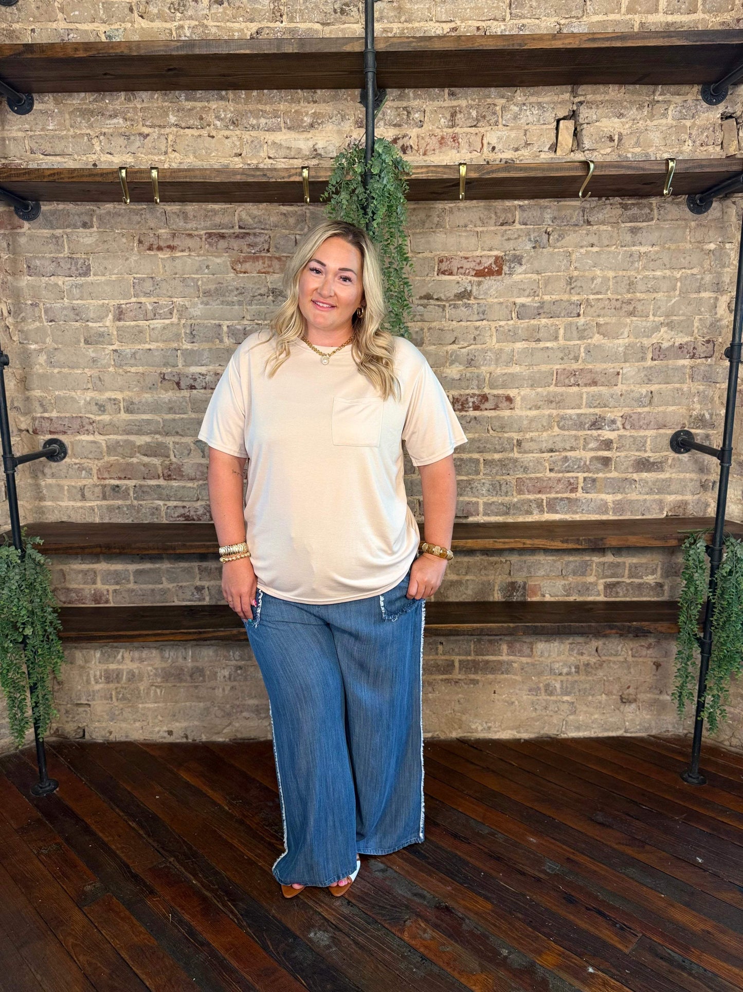 PLUS SIZE | CJ's Basic Tee