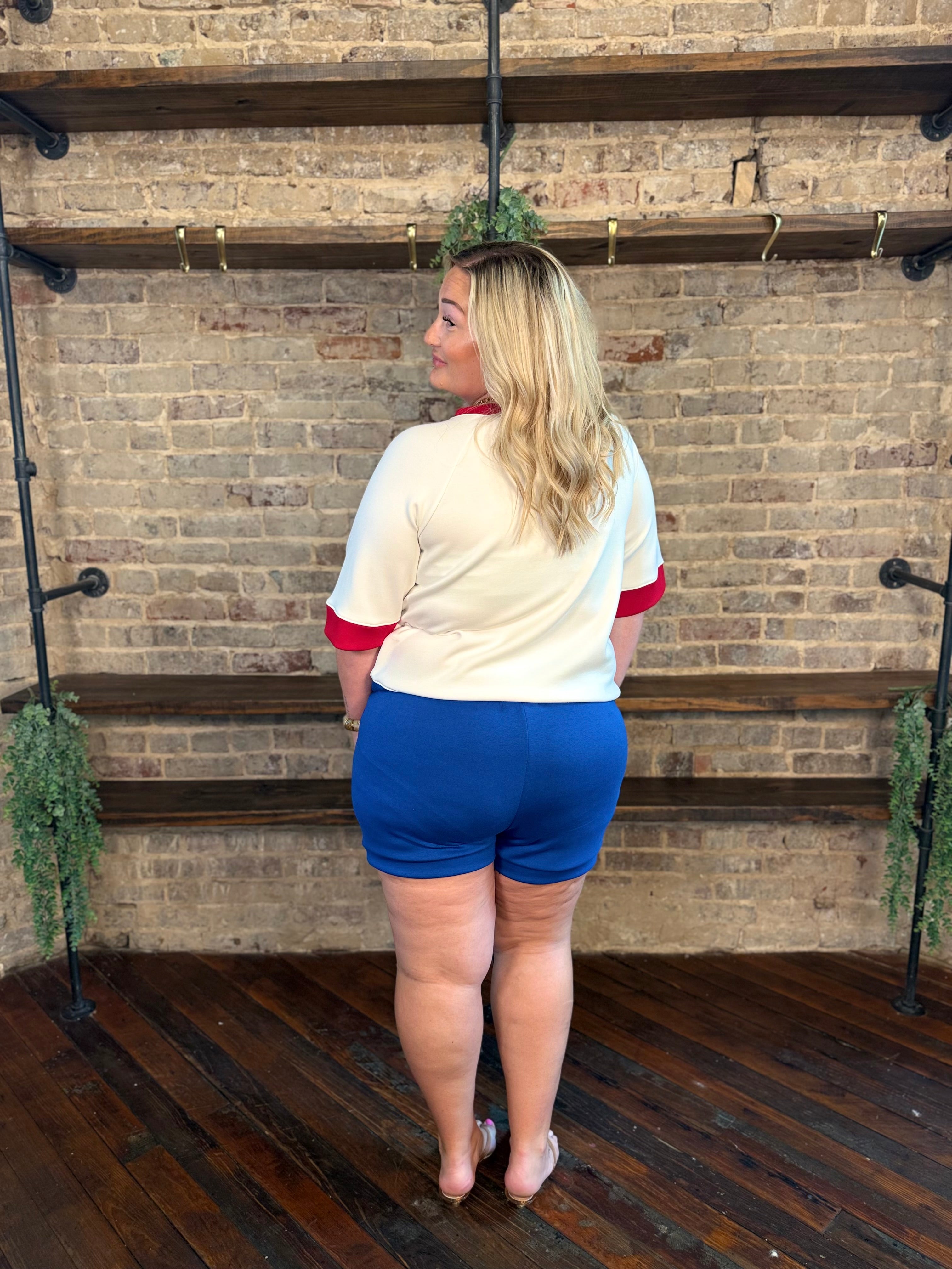 PLUS SIZE | Effortless Elegance Lounge Top