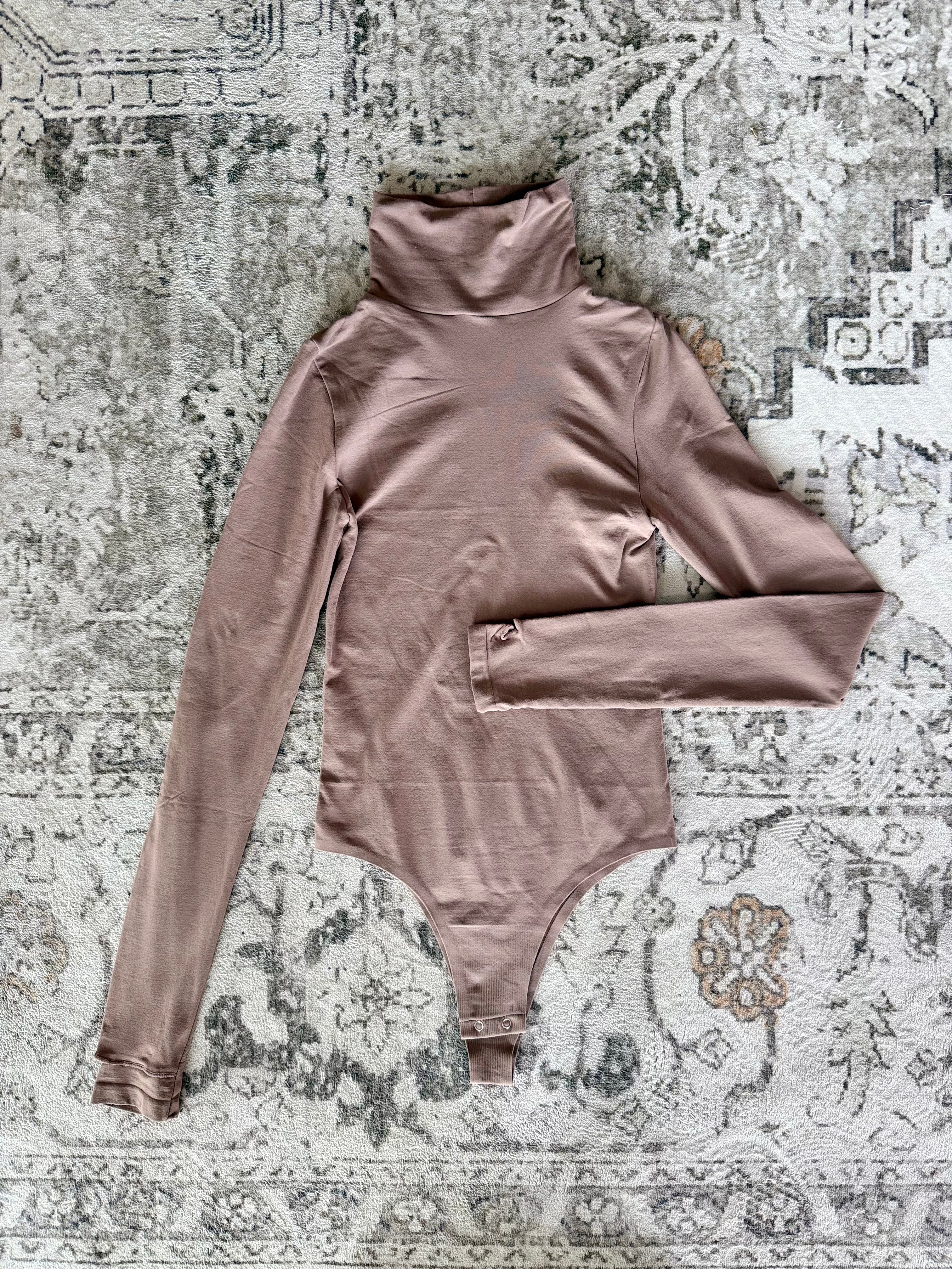 Knit Seamless Turtle Neck Long Sleeve Turtle Neck
