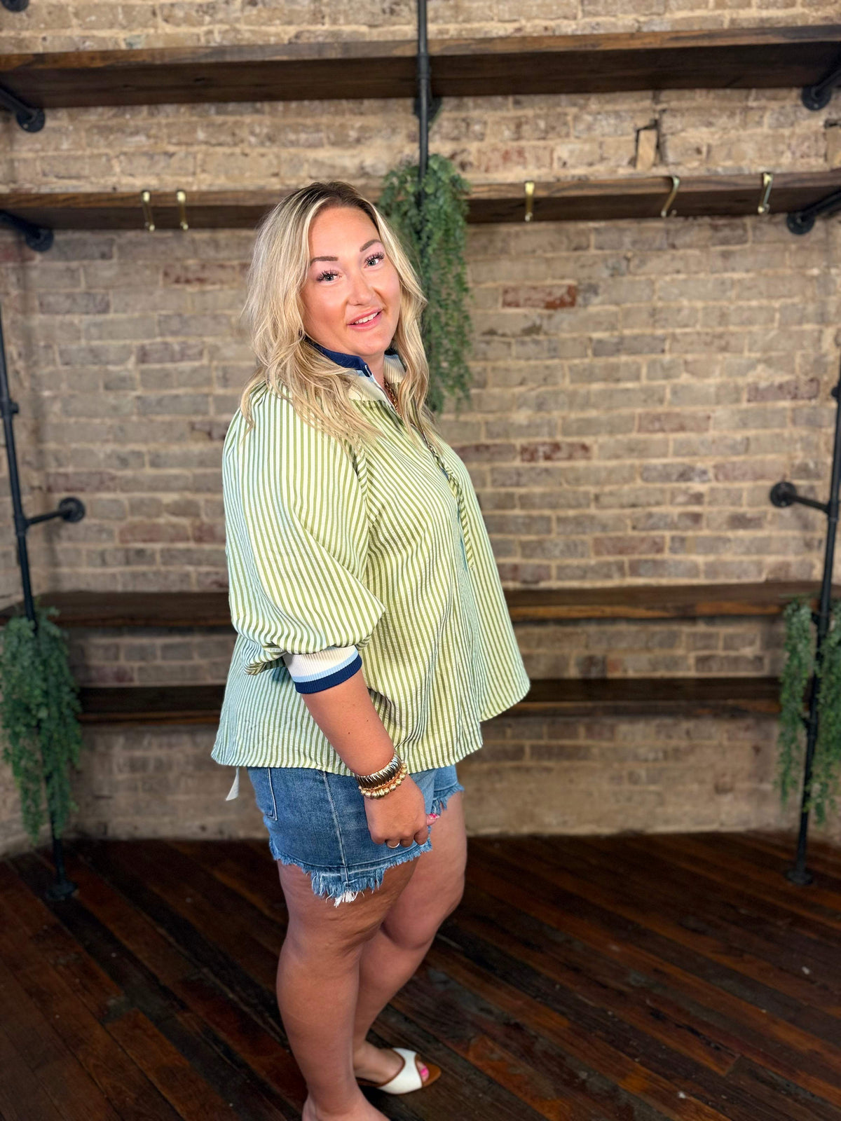 PLUS SIZE | Super Refined Collard Top