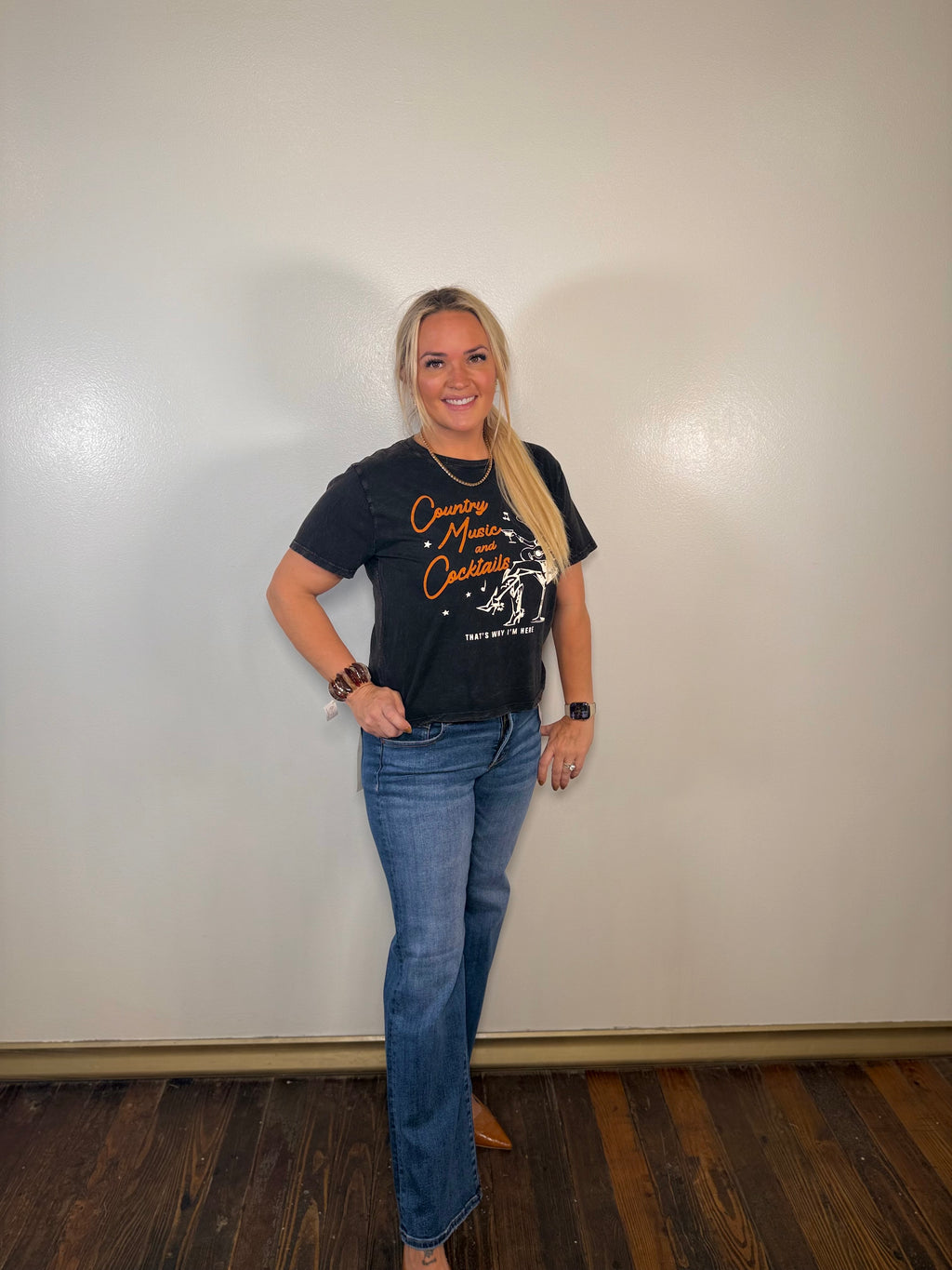 'Country Music & Cocktails' Graphic Tee