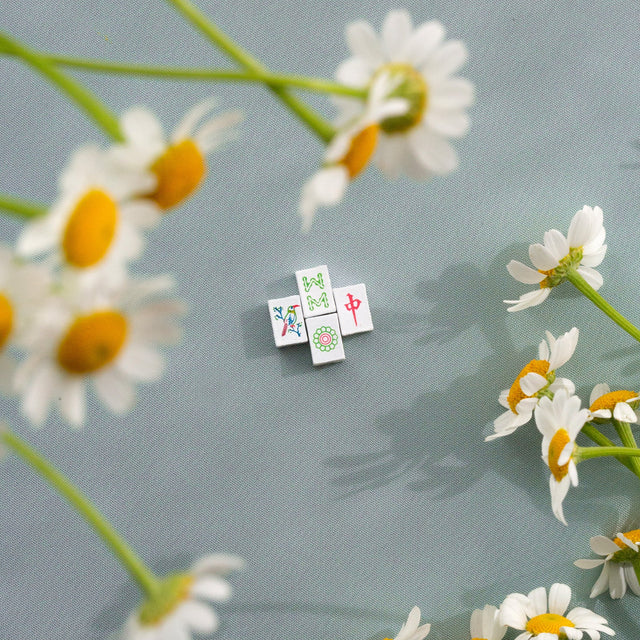 Floating Charm Icons