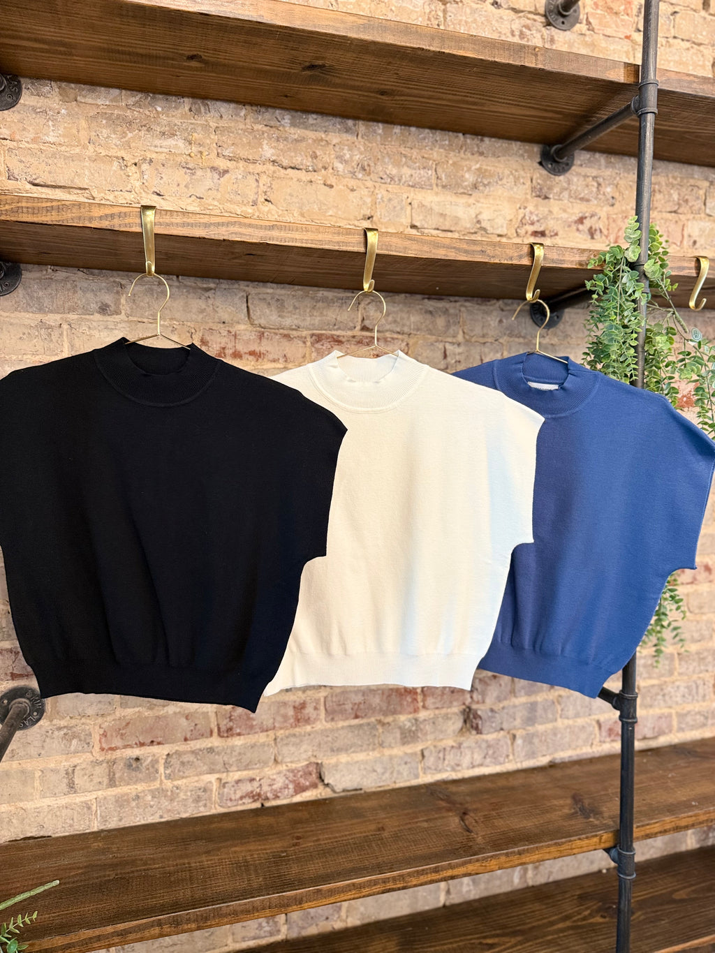 Noelle Mock Neck Top | PLUS SIZE AVAILABLE