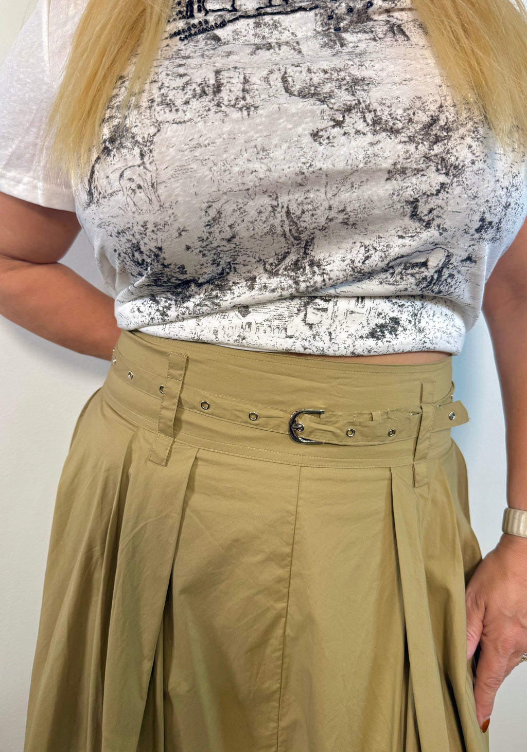 Wheat Field Pleated Midi Skirt