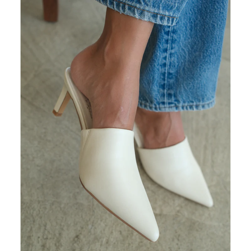 Garret Heeled Mule
