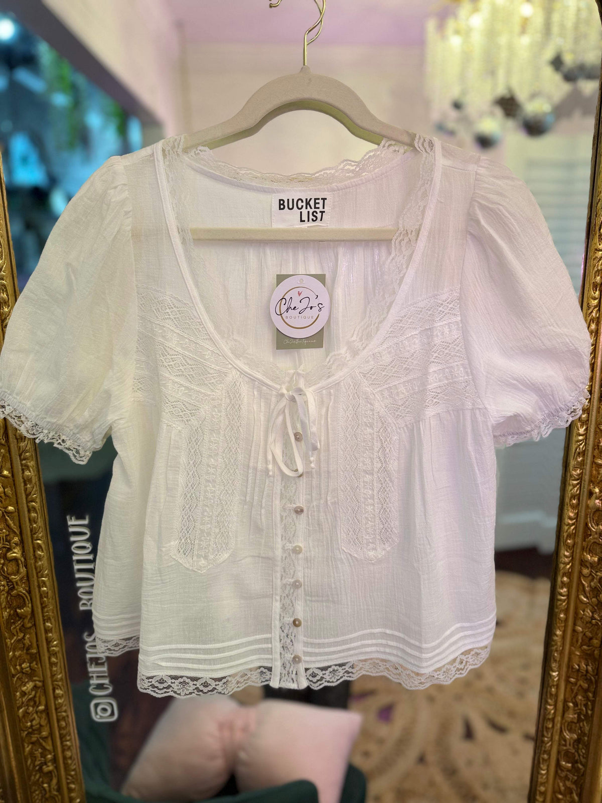 Romantic Lace Trim Cropped Blouse