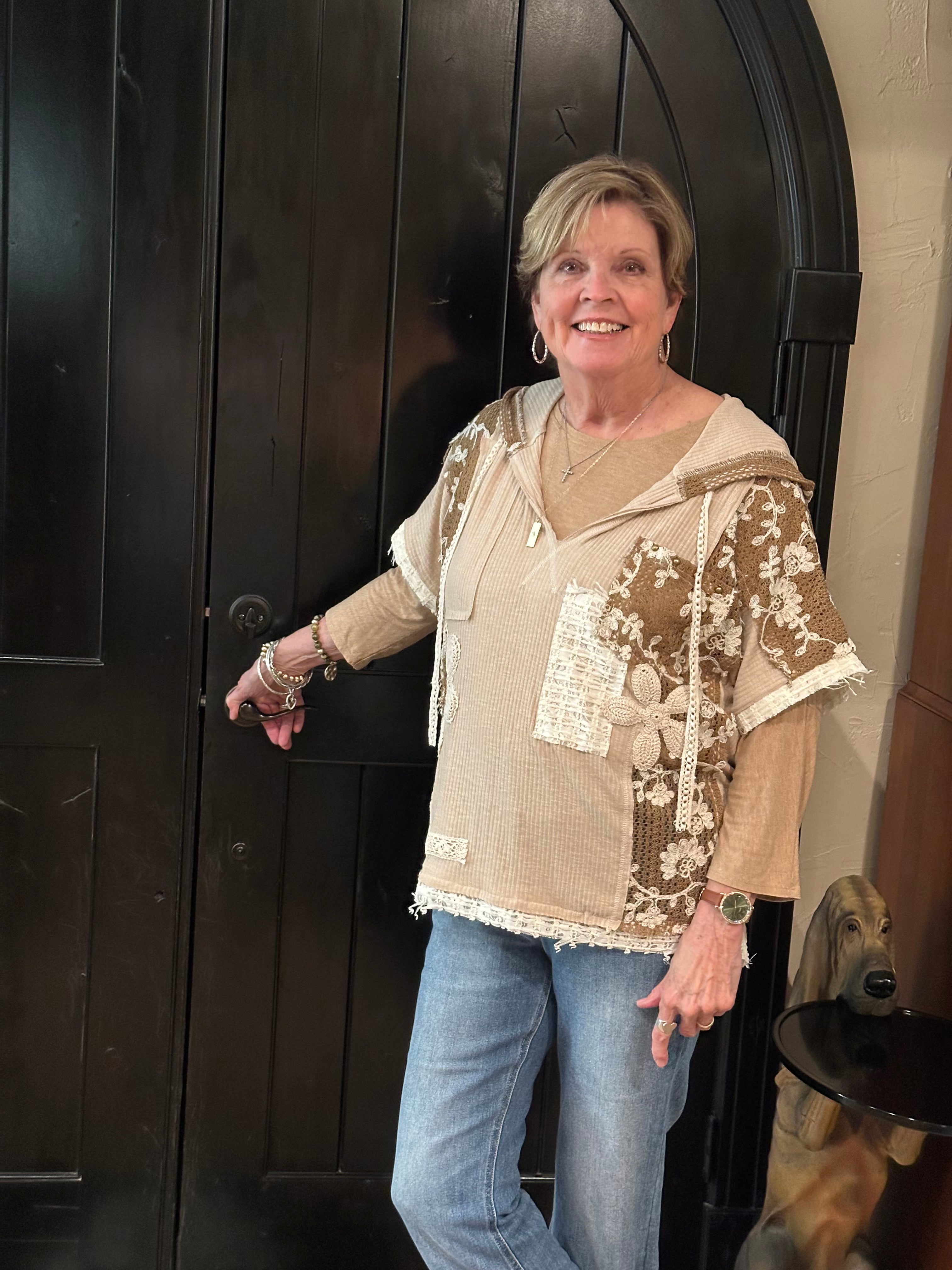 Diana Relaxed Lace Detail Top