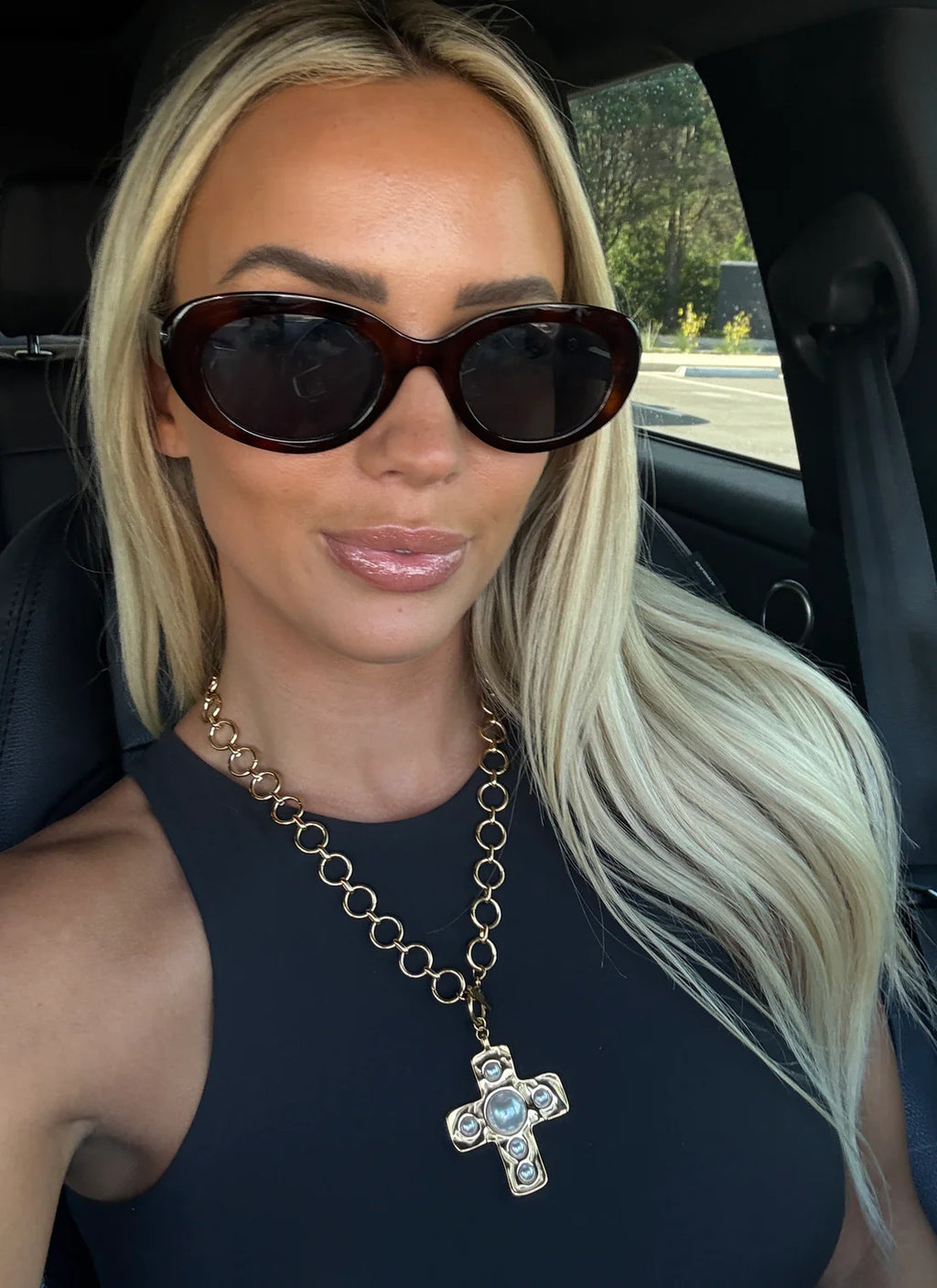 Harper Cross Pearl Necklace | Water Resistant - Chansutt Pearls