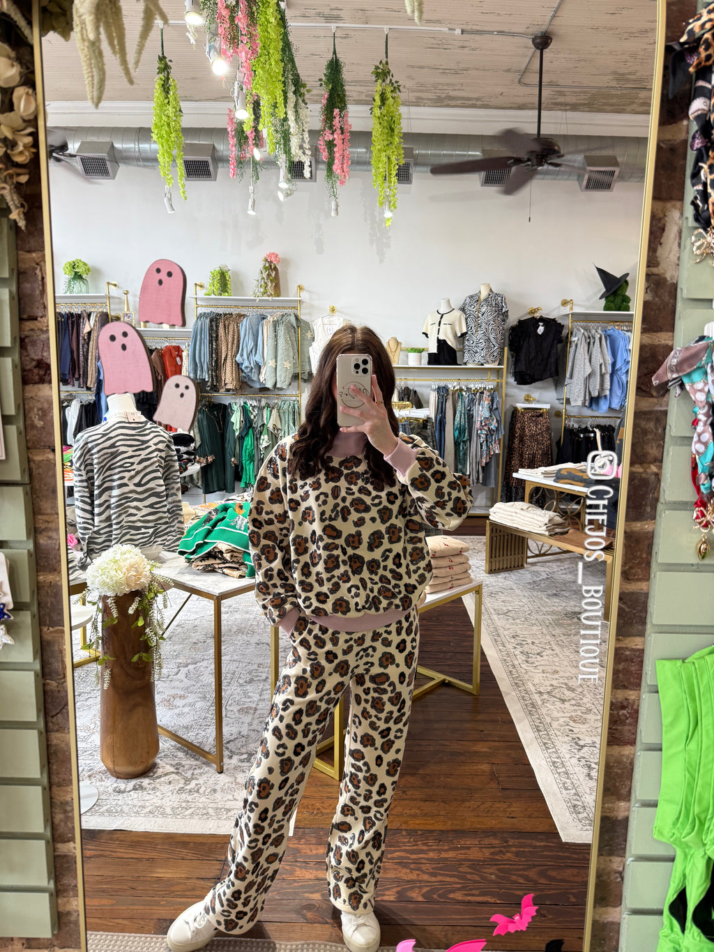 Ivory Leopard Sweatpant | Queen of Sparkles