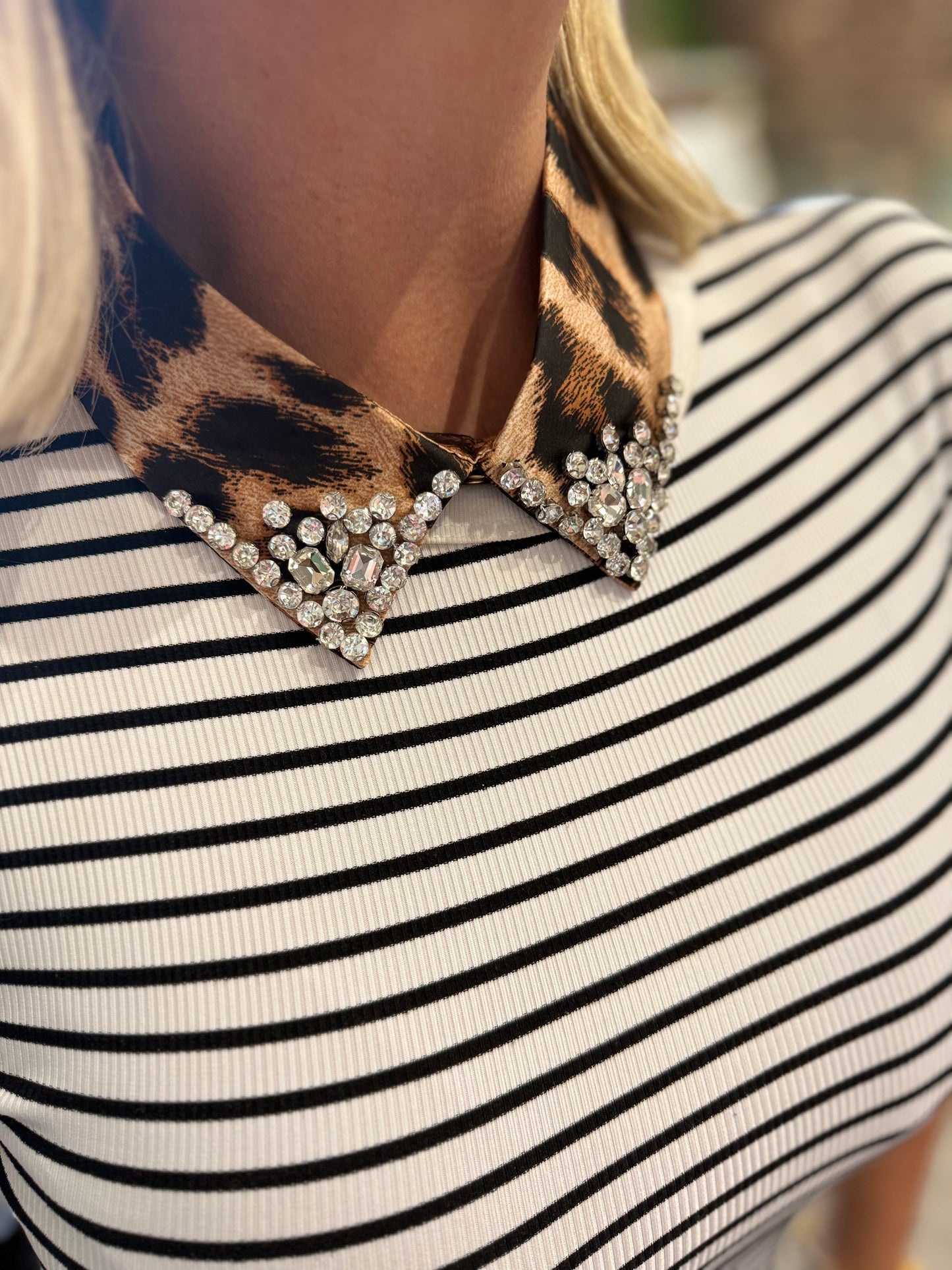Short Style Dickie Leopard Rhinestone Bib